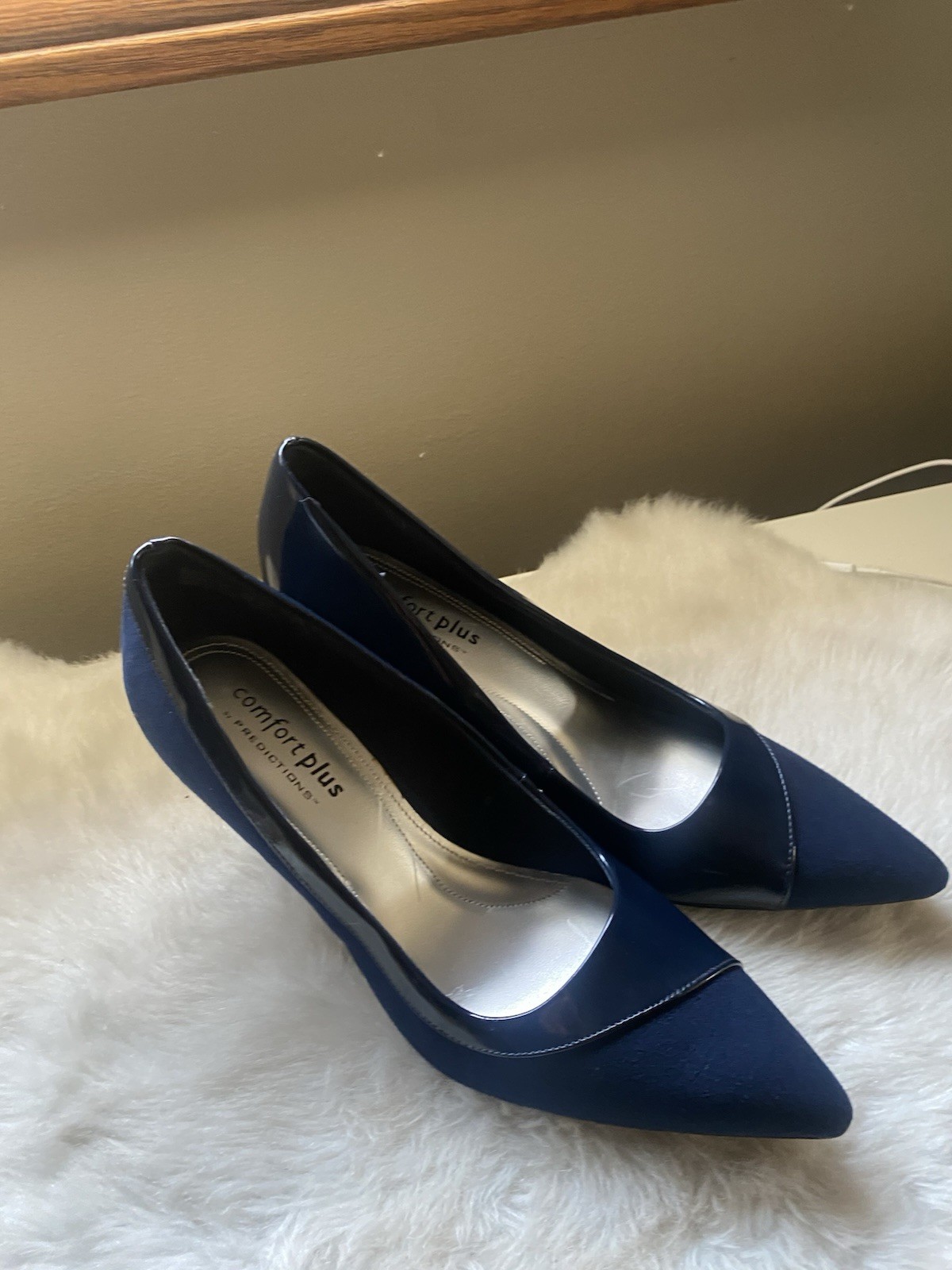 comfort plus by Predictions Heels 10 W Navy Pointed-Toe Patent & Suede Pumps