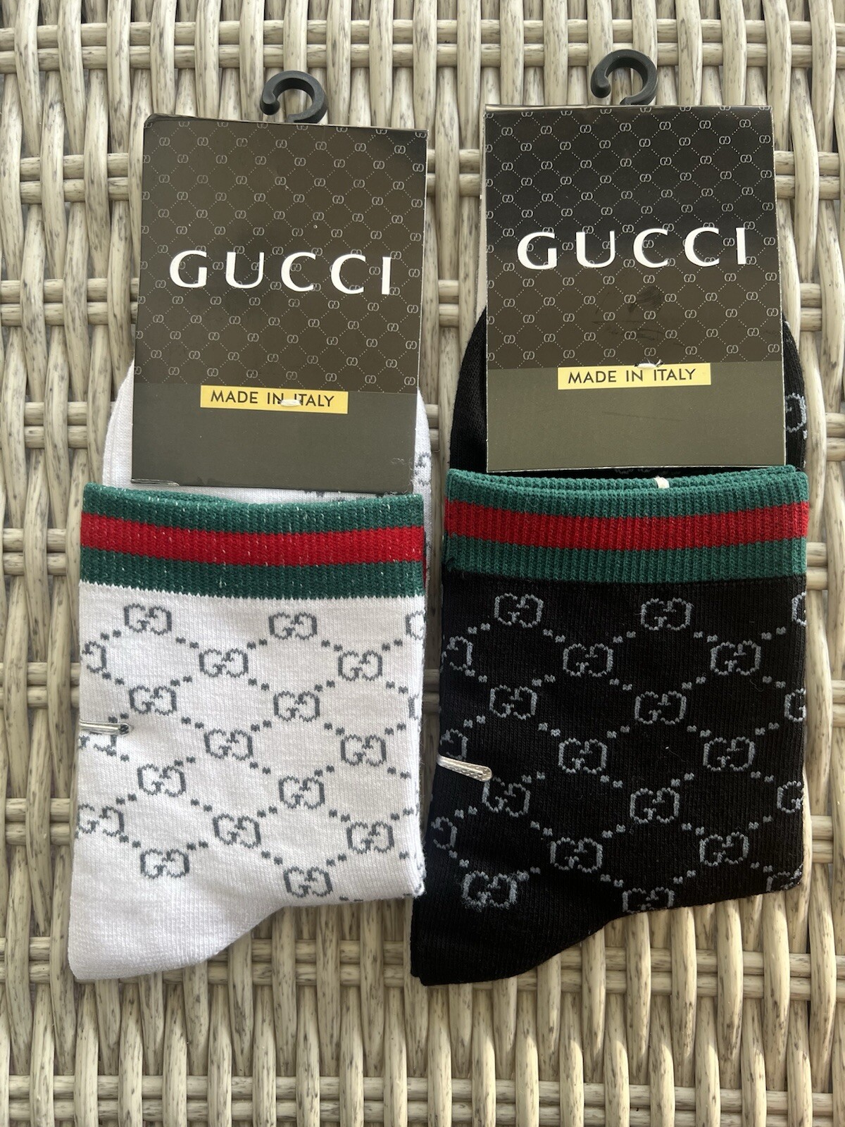 1 pair Unbranded Design Graphic Socks Unisex One Size Fits All With Free Shipp