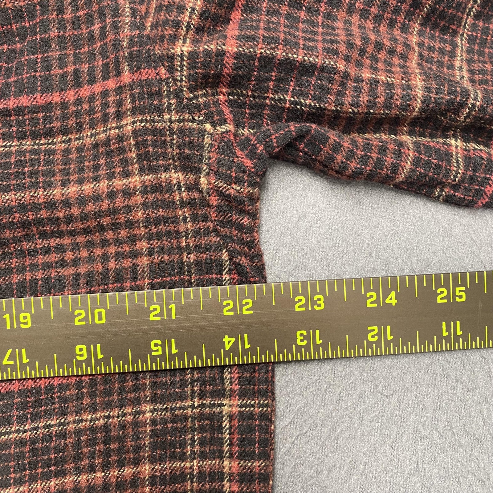 Woolrich Flannel Shirt Mens Medium Deep Red Plaid Long Sleeve Cotton Casual