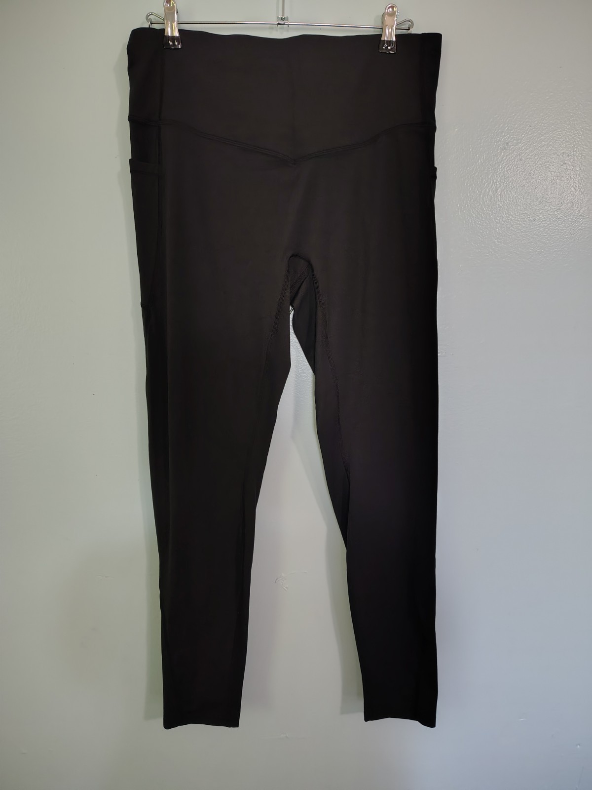 Halara Women’s Black High Rise Full Length Leggings XL Nylon Elastane Pockets