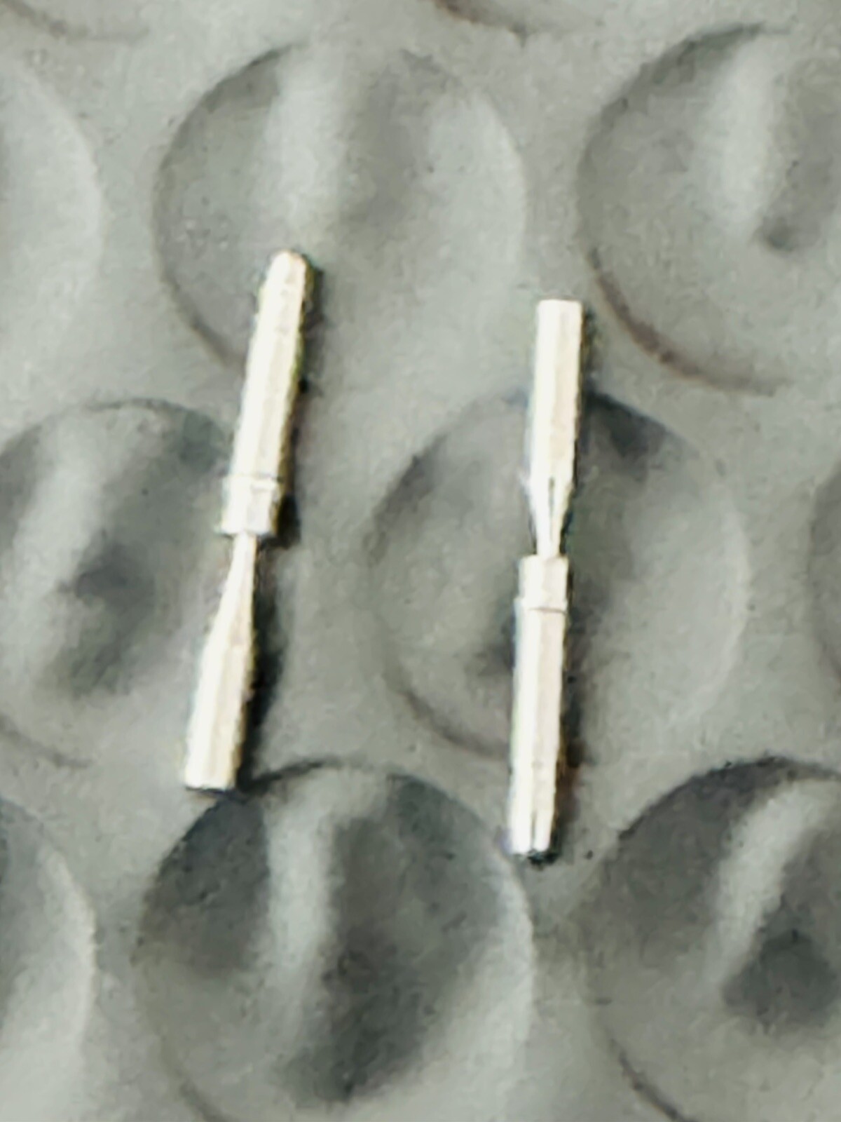 OAKLEY SUNGLASSES SET OF TEMPLE ARM PINS HOLDER HINGE REPLACEMENT 13mm