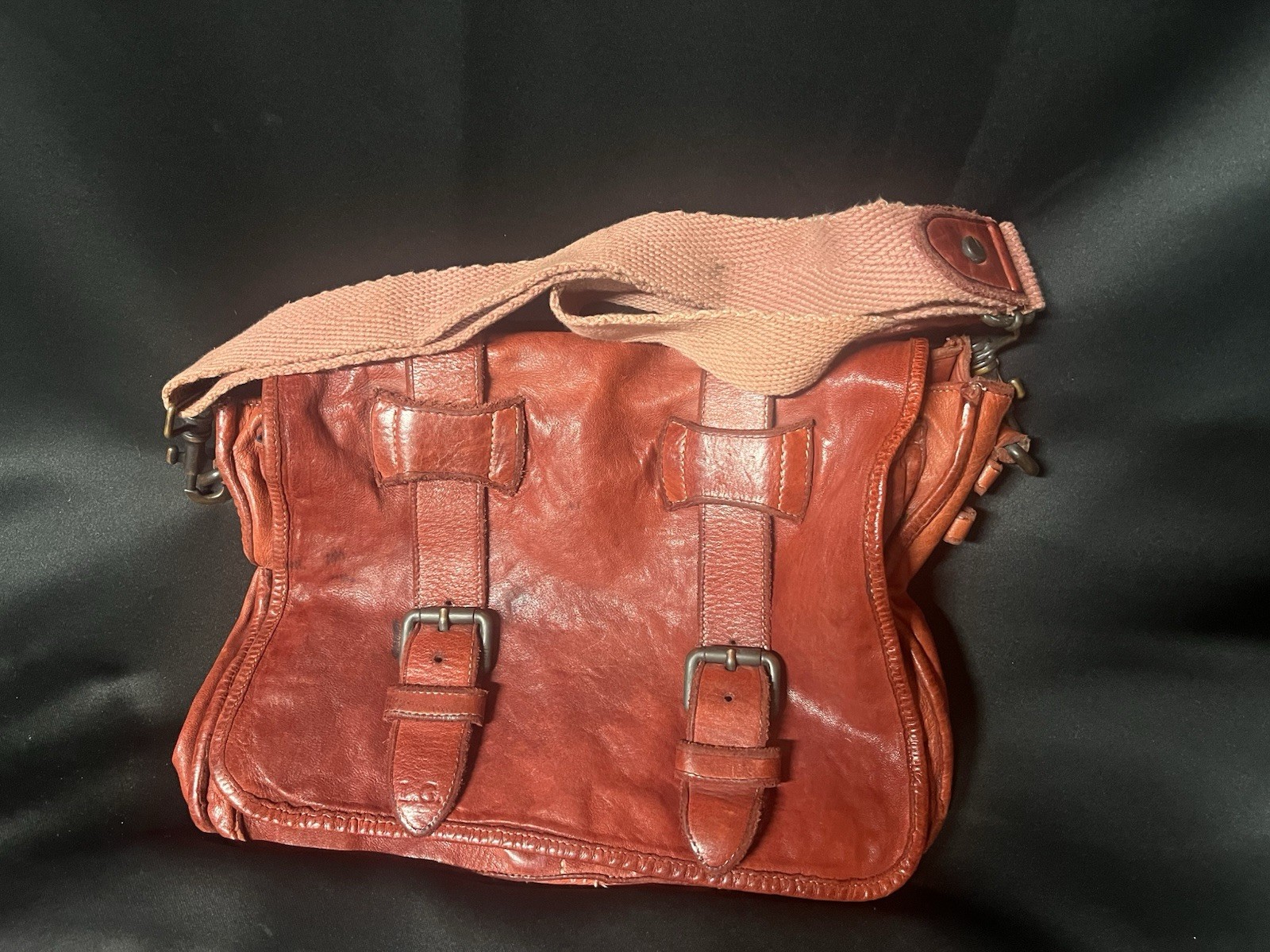 Benheart Made in Italy Distressed Brown Leather Messenger Crossbody Satchel Bag