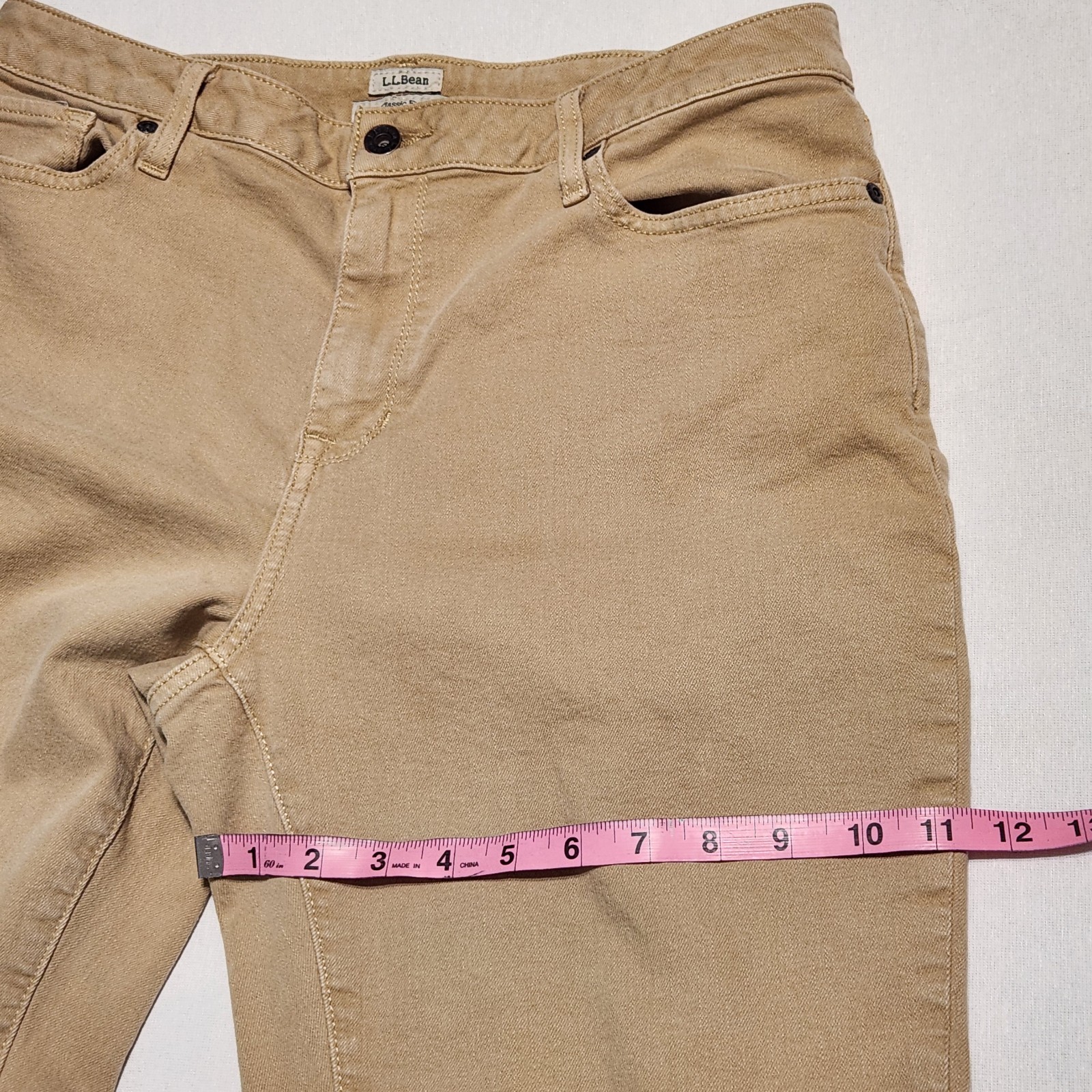 LL Bean Classic Fit Womens 14 Petite Tan Khaki Stretch Denim Jeans Straight Leg