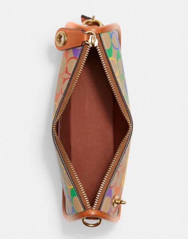 NWTCOACH Swinger Shoulder Bag In Rainbow signature Leather Canvas