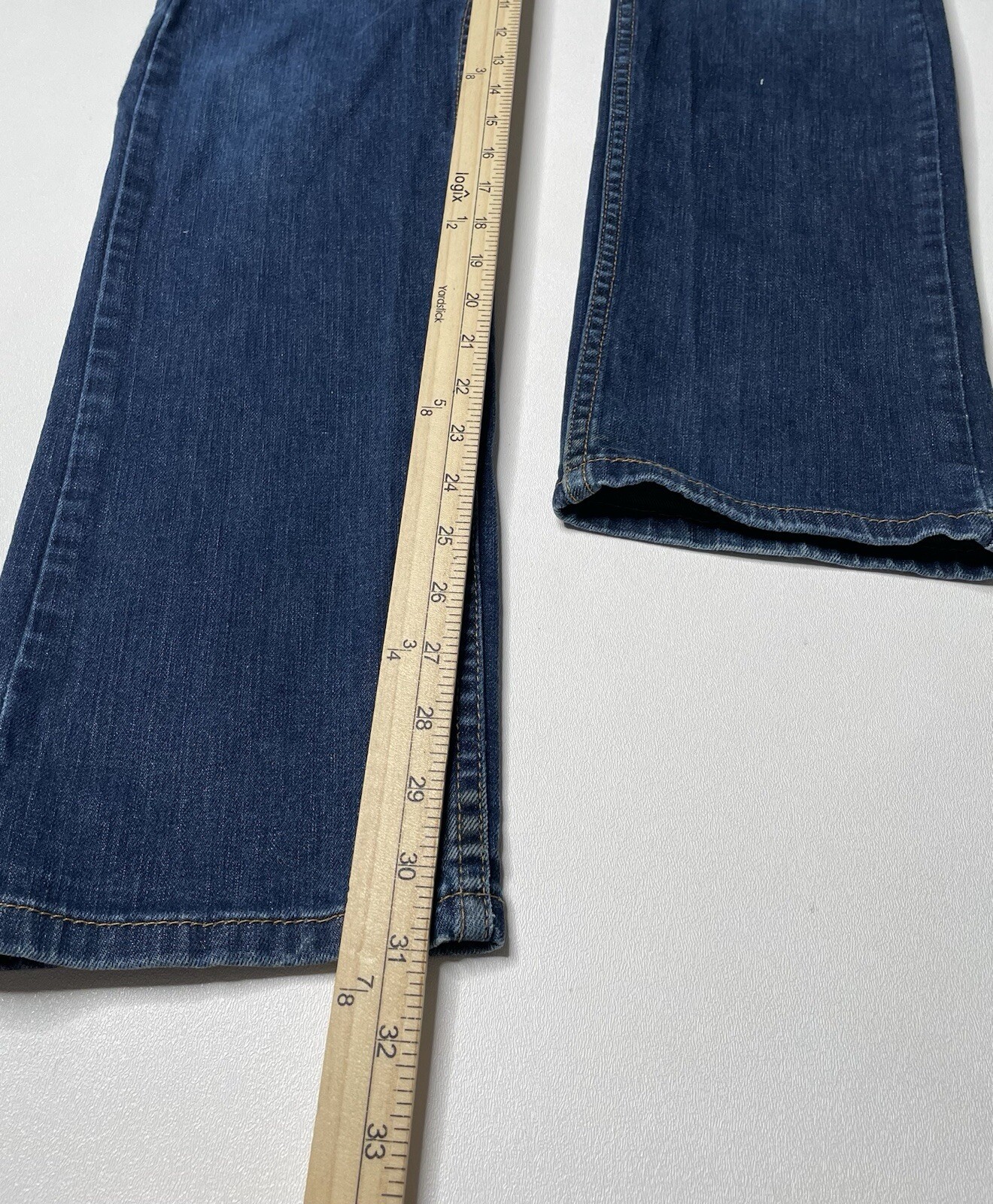 Vintage Wash Levi’s 513 Slim Straight Leg Denim Blue Jeans 30 x 31