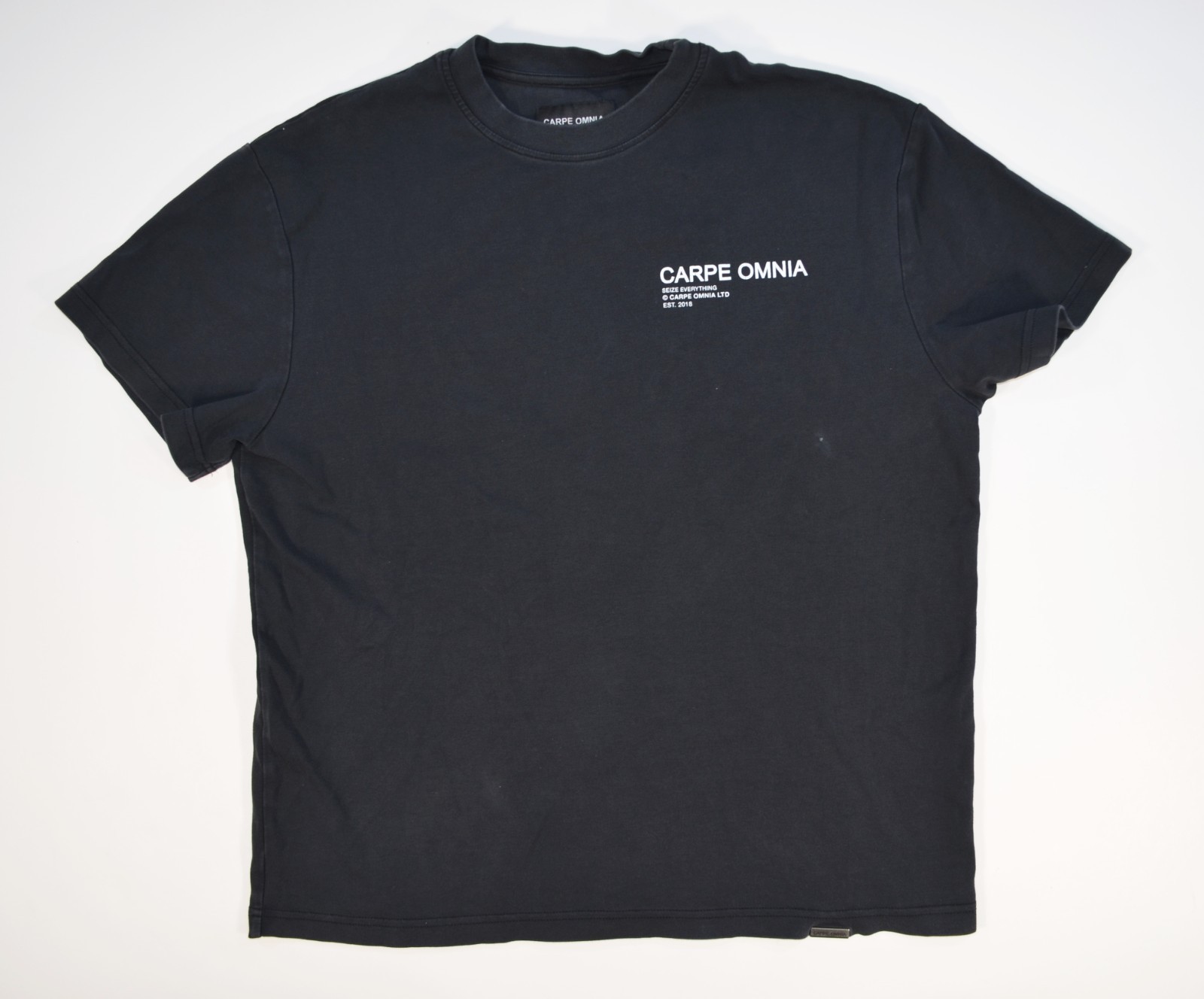 Carpe Omnia Men’s Short Sleeve Cotton T Shirt Seize Everything Medium 2018