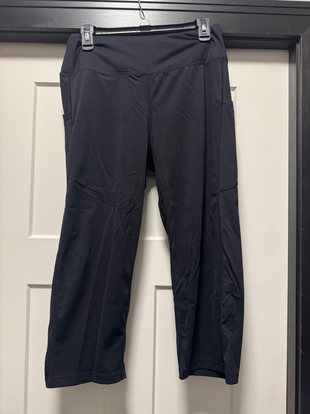 GRADUAL Capri Womens L Black High Rise Pockets Yoga Athletic Stretch