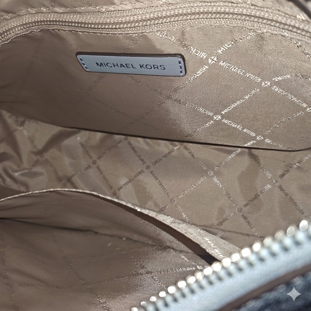 NWOT Michael Kors Nayla Hobo Bag /Jet Set Wallet Set Pale Blue Monogram Matching