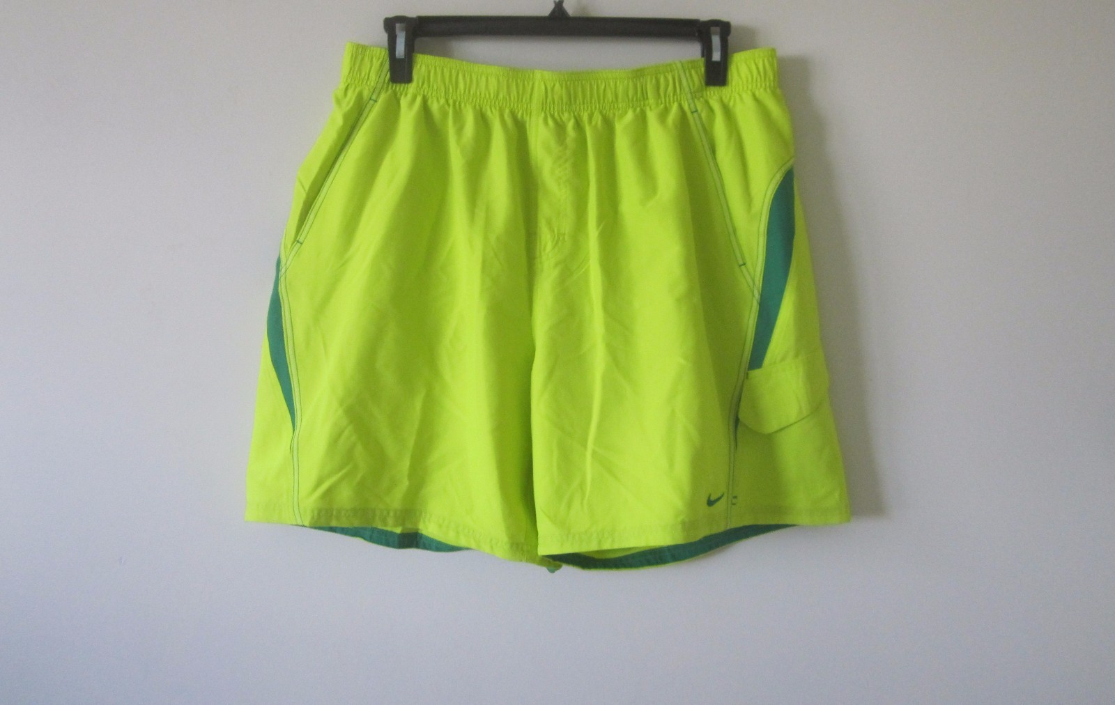 Nike Swim Core Velocity 7″ Volley Short Men Lemon Green XXL MSRP $44.00 NWT