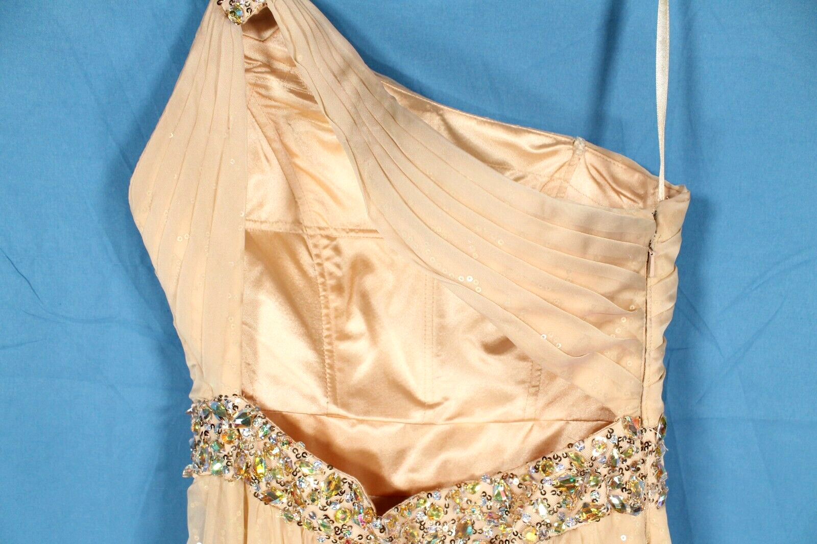 LA FEMME Champagne CHIFFON Beaded/Sequin ONE-SHOULDER Prom/Homecoming Dress Sz 4