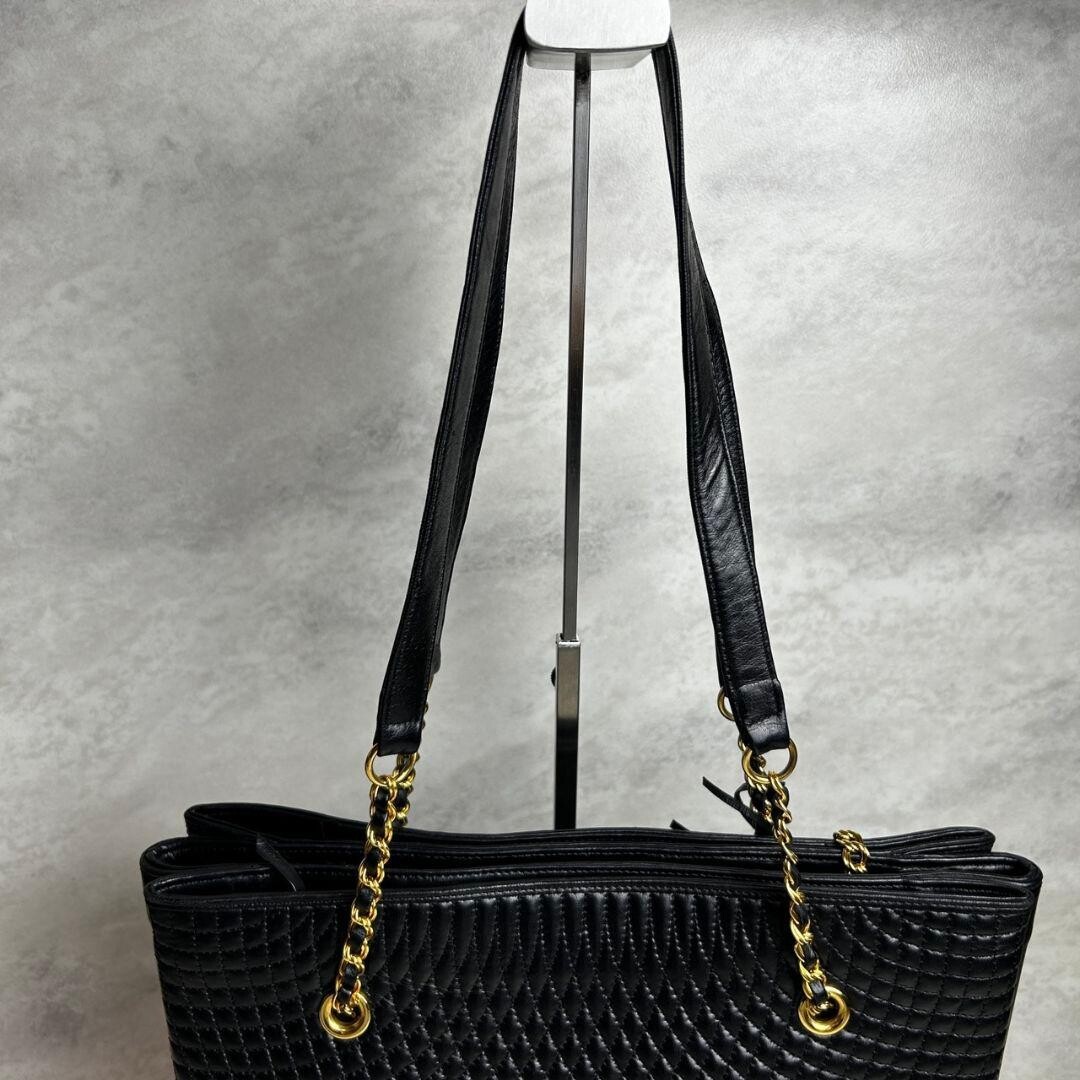 BALLY Black Quilted Leather Chain Tote Bag Shoulder Bag Charm Womens