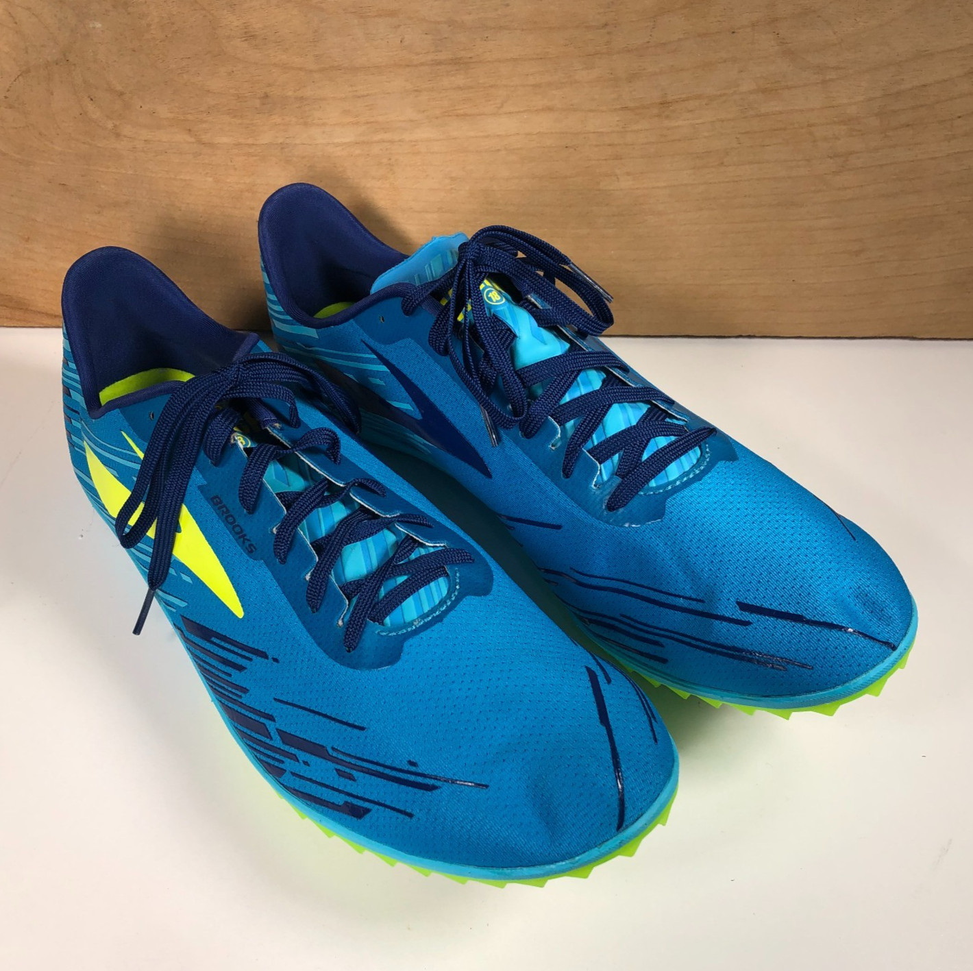 Brooks Mens Size 12.5 Carpe Runem Mach 18 Track Spikeless Shoes 1102381D453