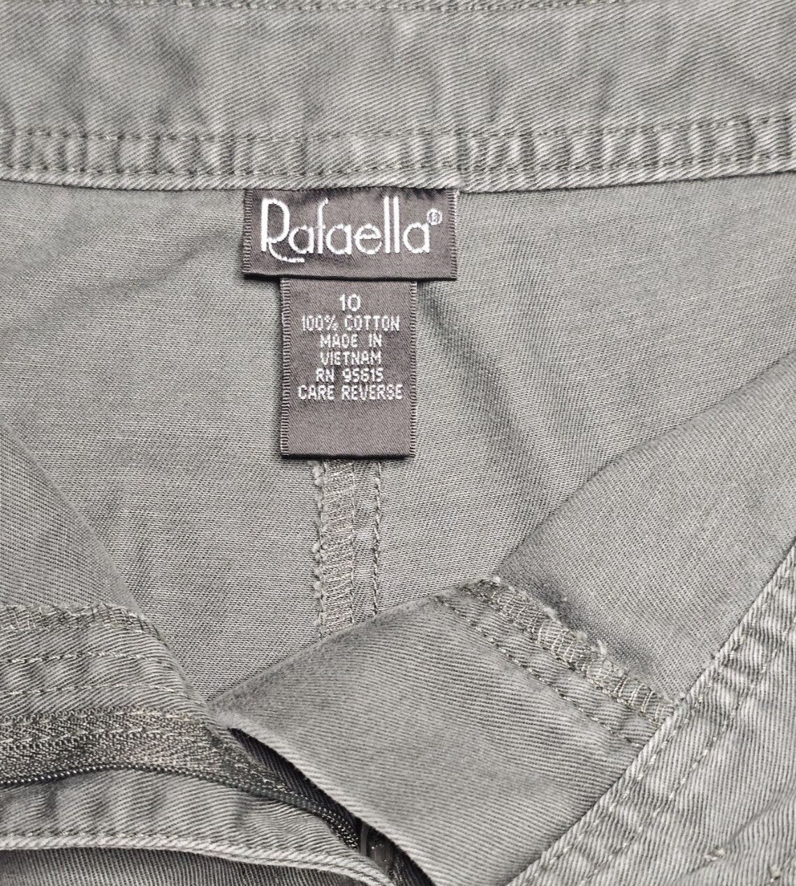 Rafaella Womens Utility Shorts Size 10 Gray 100% Cotton 2-Pocket Cargo Y2K Style