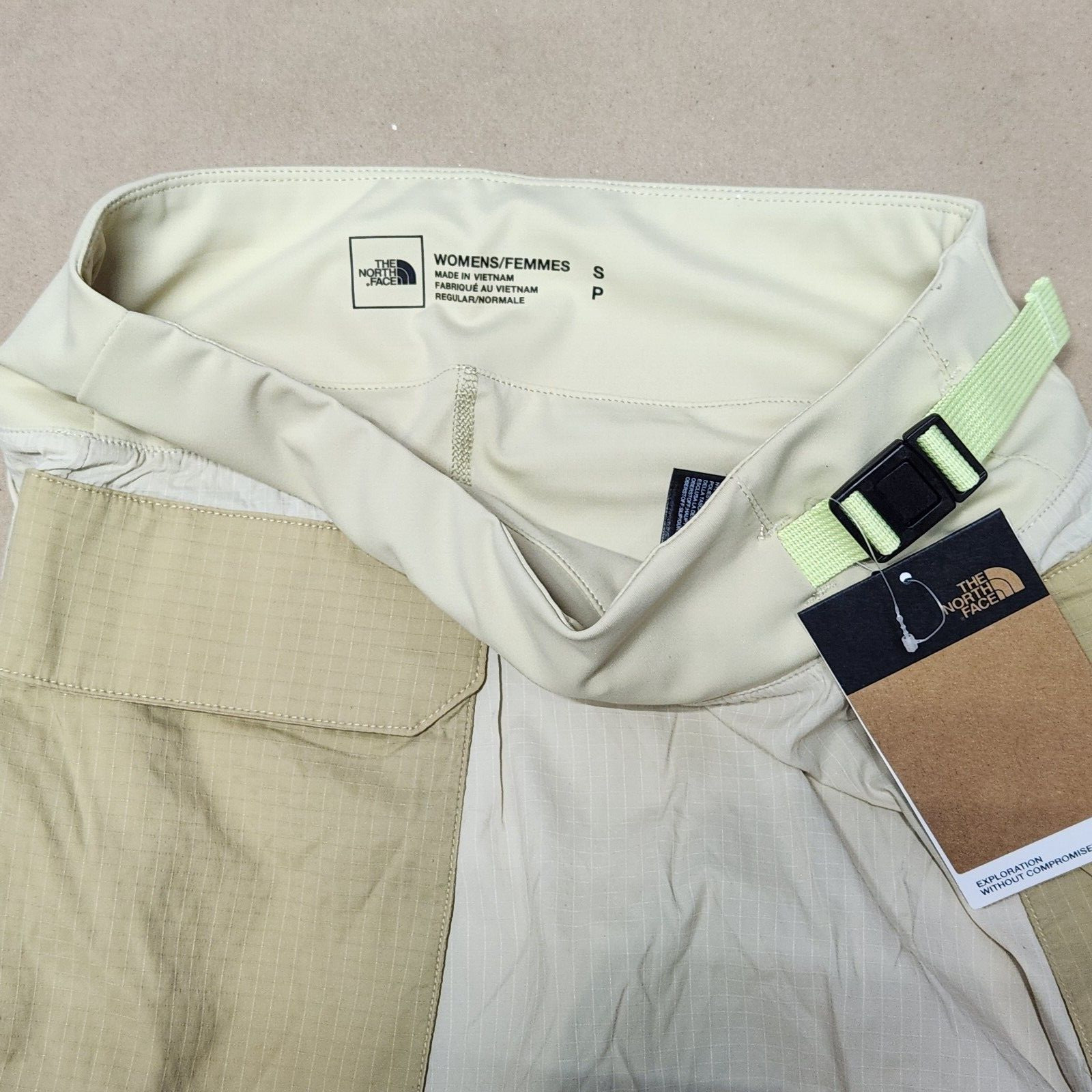 Size S – The North Face Spring Peak Skort – Khaki Stone / Gravel