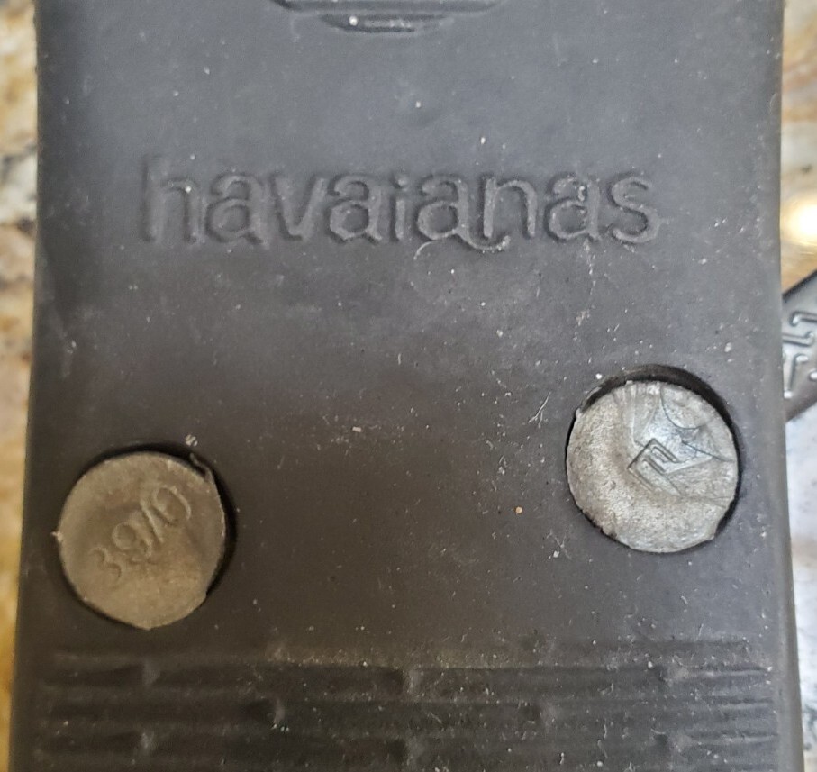 Havaianas T-Strap Buckle Closure Rubber Flat Flip Flop Black, Silver Size 9W/10W