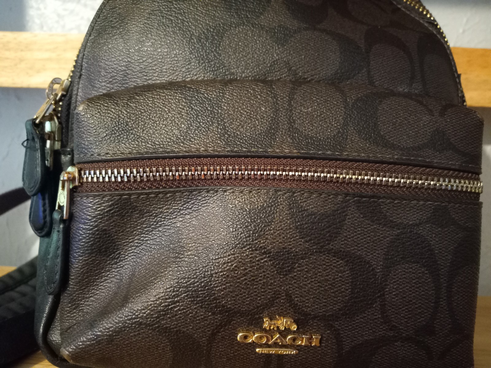 Coach Charlie Signature Canvas Backpack Brown Black Gold Zipper Closure Pockets