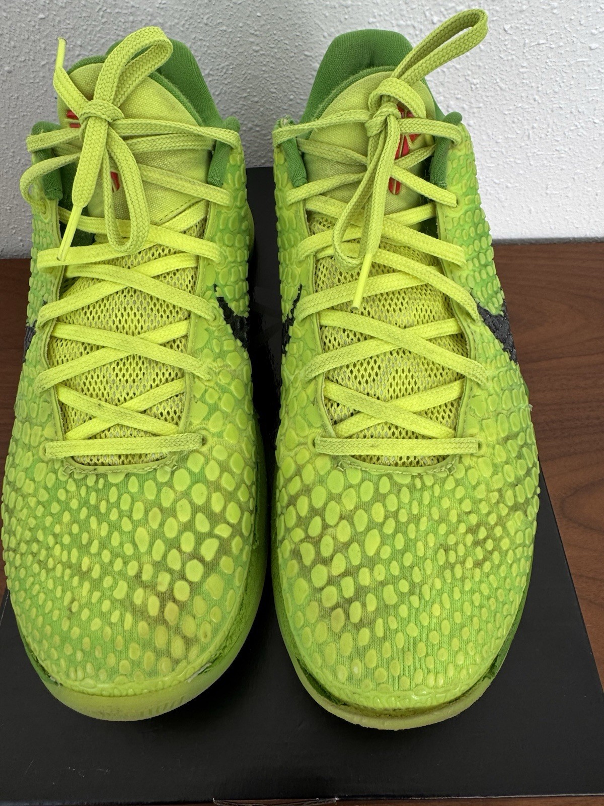 NIKE KOBE 6 PROTRO USED SIZE 9 GRINCH GREEN APPLE VOLT CRIMSON BLACK CW2190 300