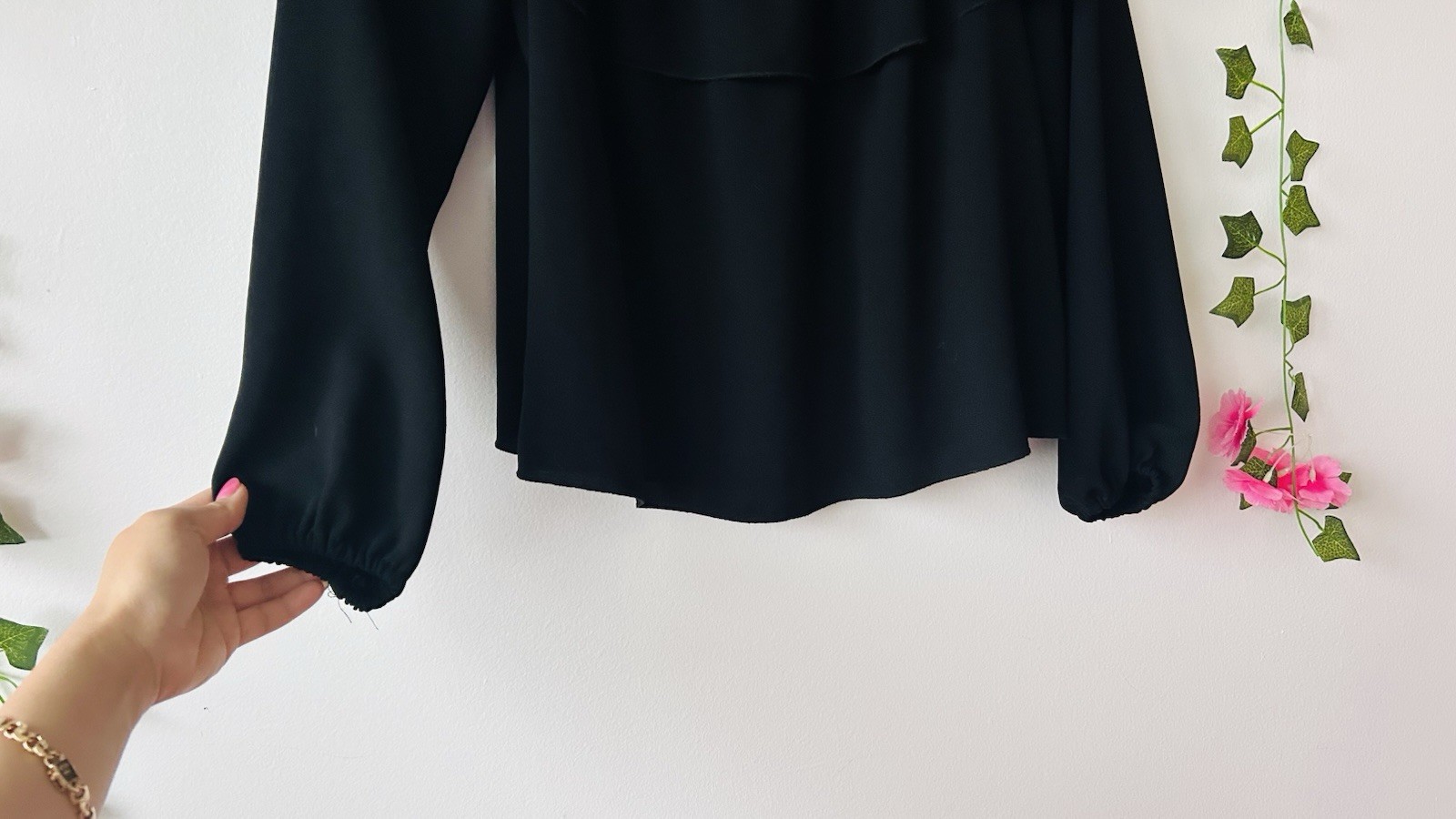 Wilfred Black Off-Shoulder Ruffle Long-Sleeve Top size S