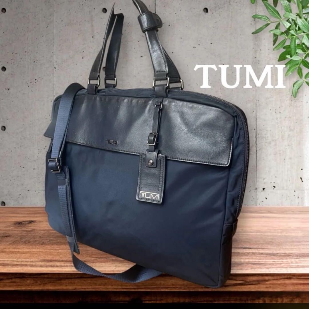 TUMI 2Way Business Bag Nylon Leather Navy Black Model 0481764INDE 14.96in