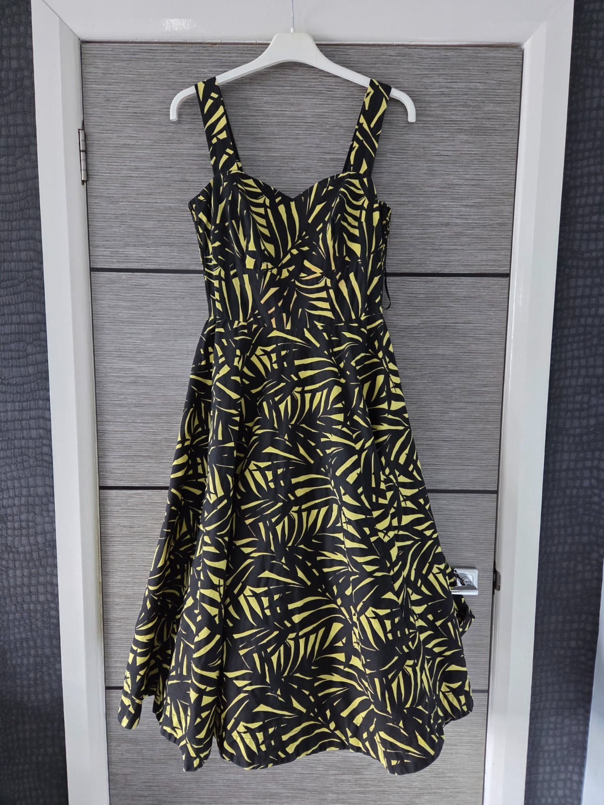 Ladies Debenhams Collection Black & Yellow Fit & Flare 50s Style Dress UK 10