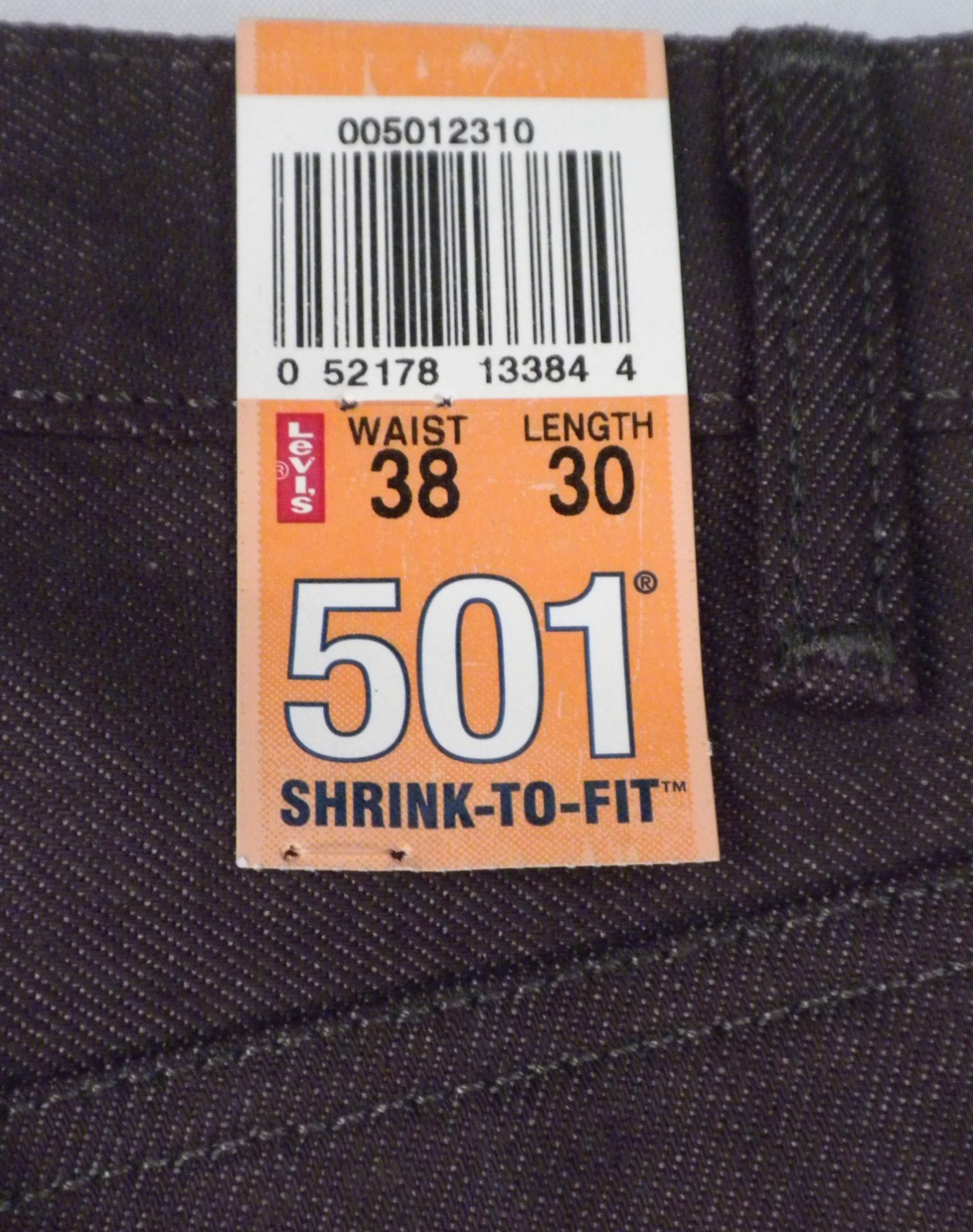 Levi’s 501 White Oak Cone (NOS 2016) Men’s Plum Shrink-to-Fit Jeans Size 38 x 30
