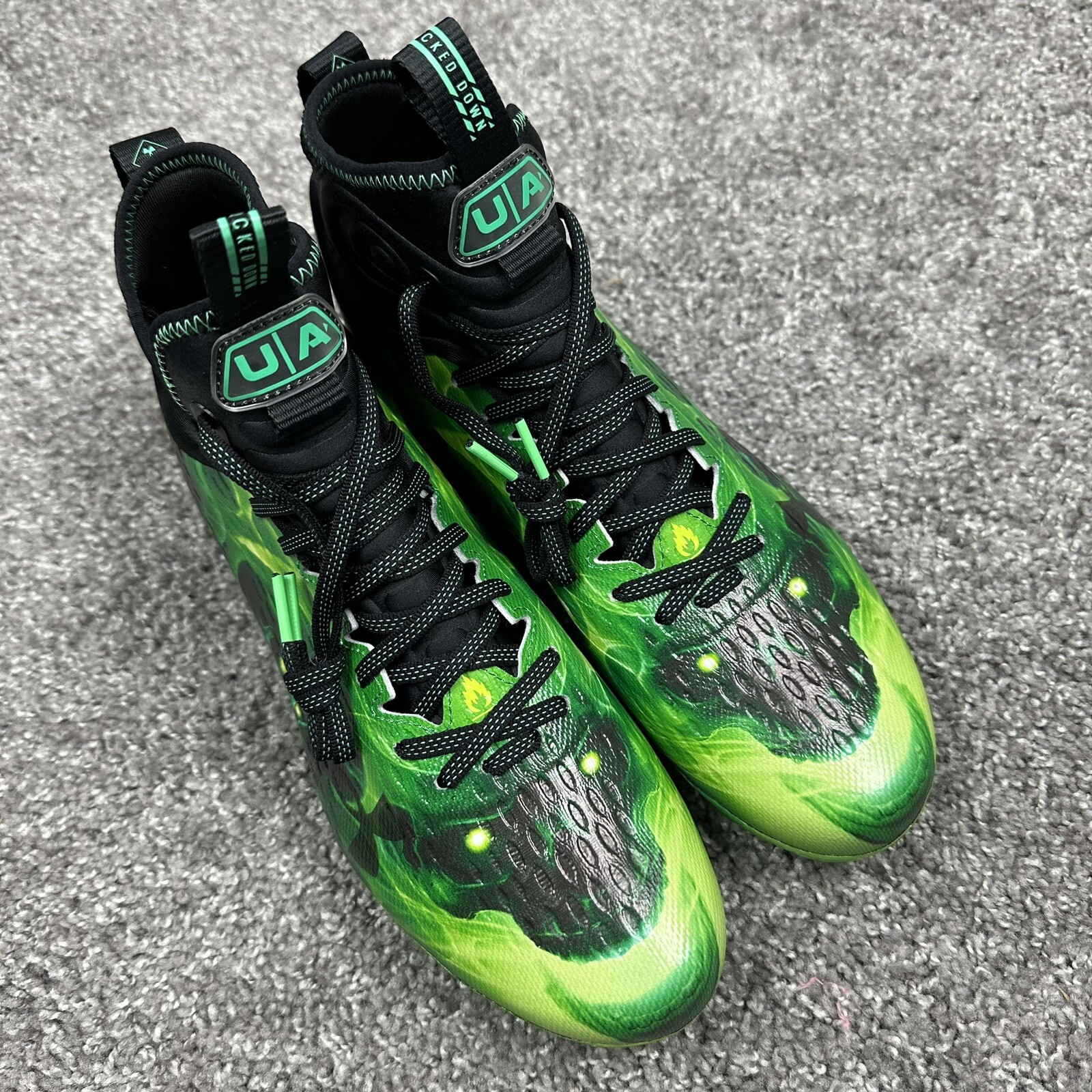 Under Armour UA Spotlight Lux MC LE Slime Green Mens Football Cleats Size 11.5