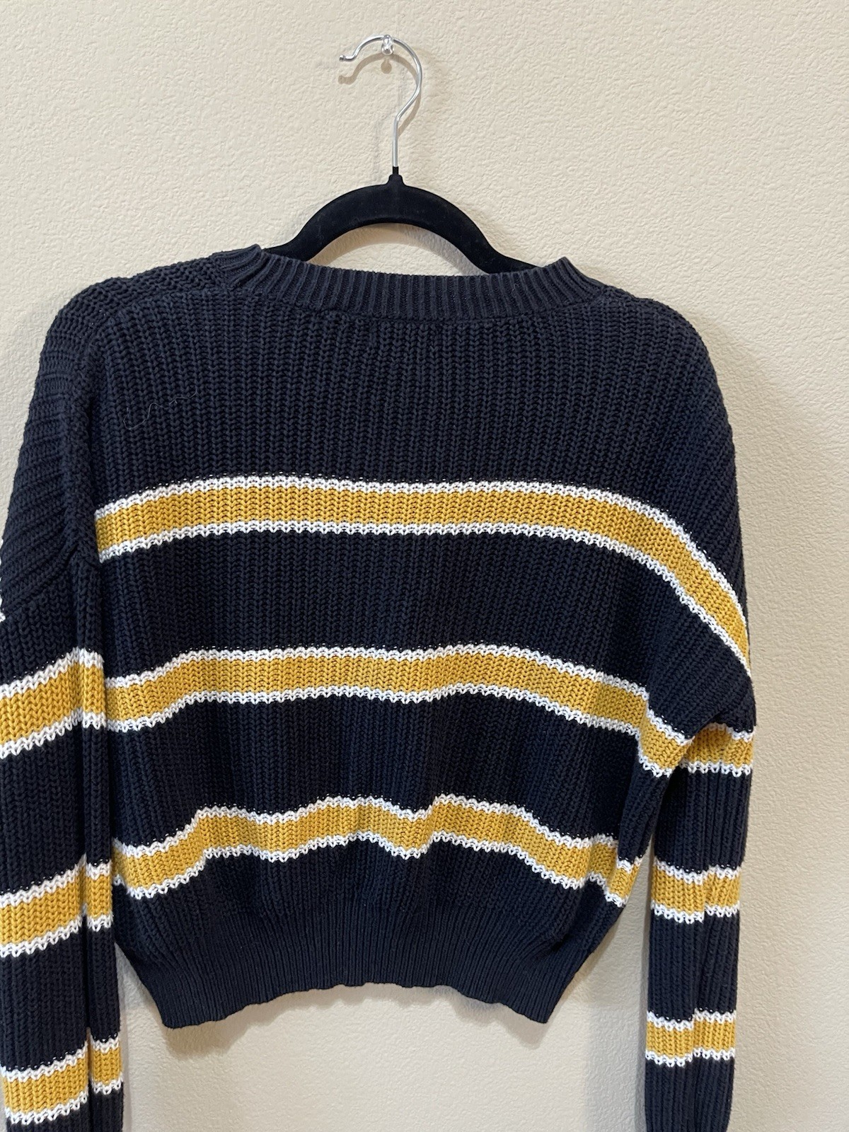 Ambiance Apparel Sweater Womens Size S Beige Red Blue Gray Knit Crop Boxy