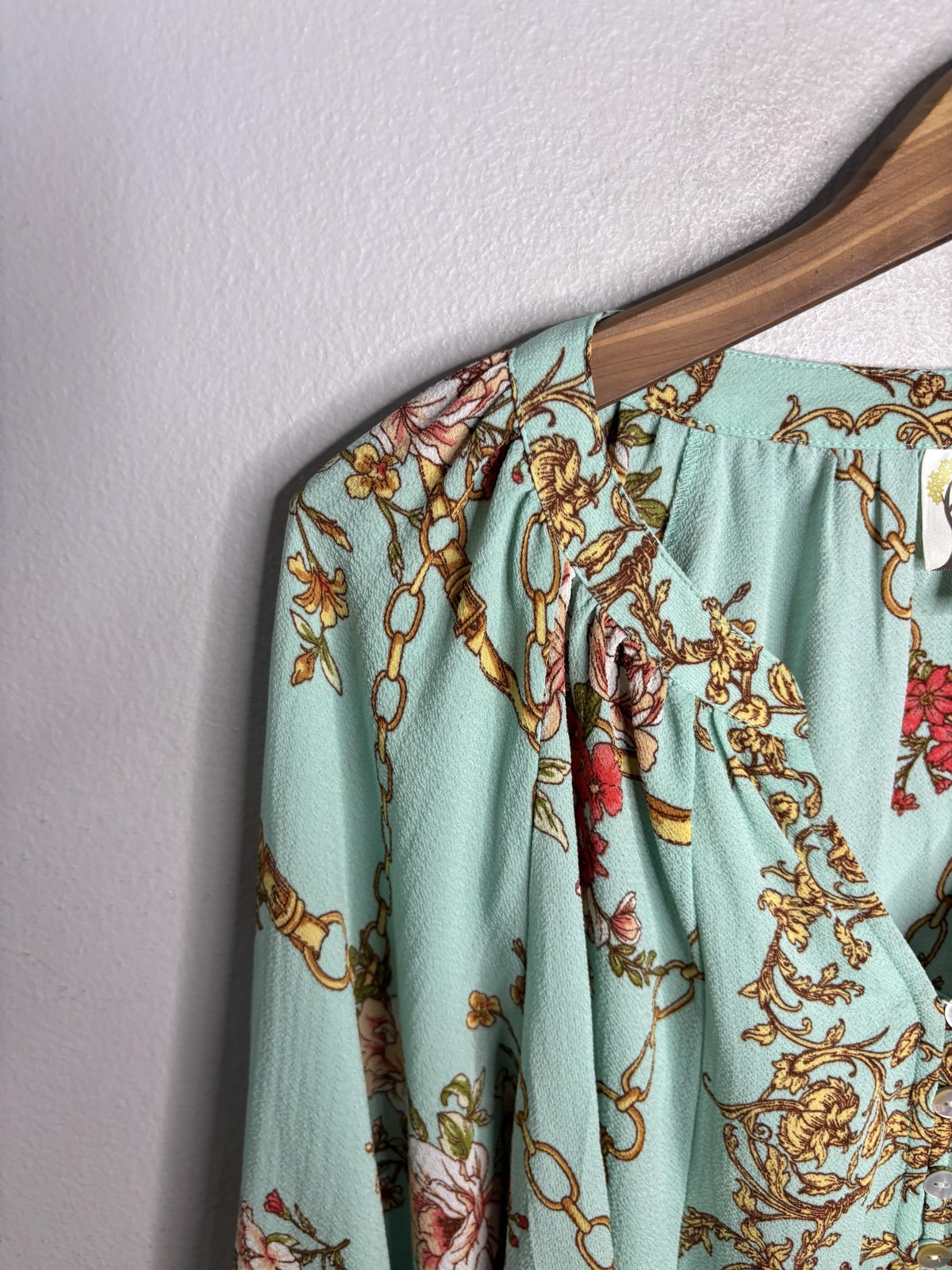 Fig and Flower Blouse Womens Medium Blue Floral Chain Print Button Up Boho Top