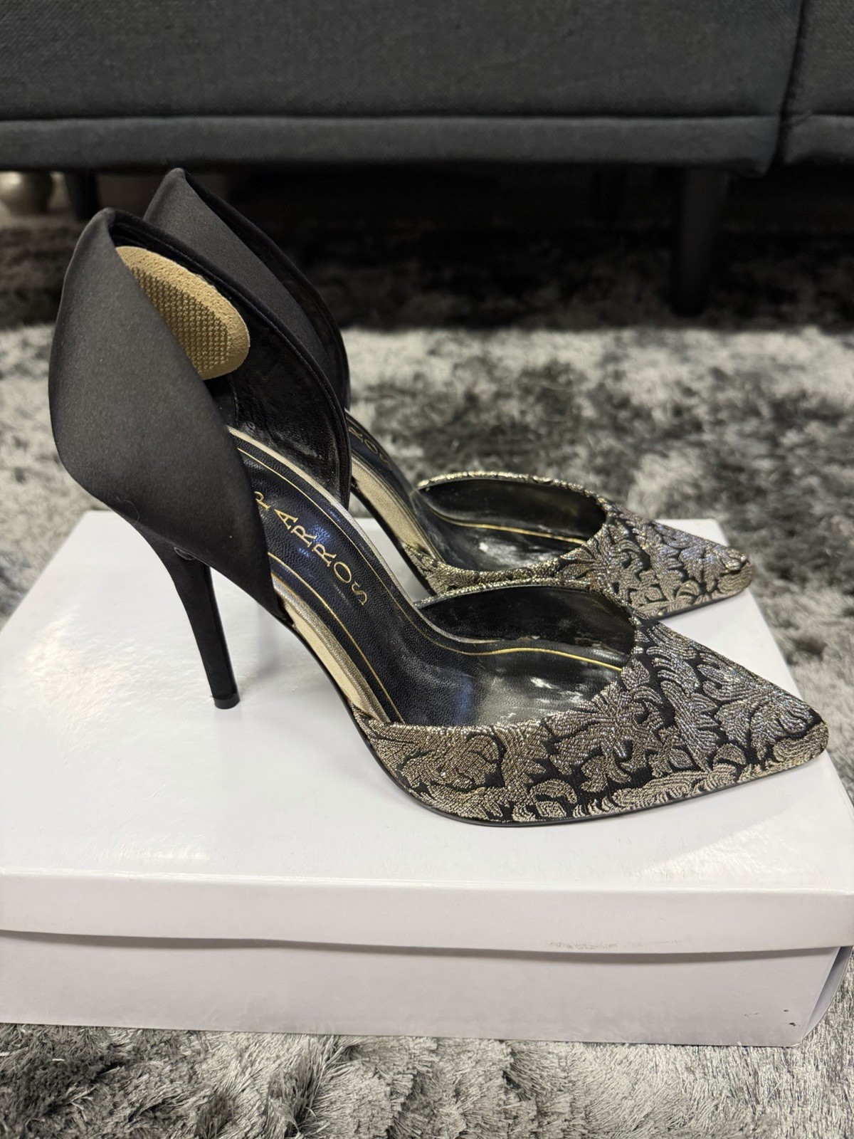 Caparros Black Gold Leather Floral Brocade Slip On Pointed Toe Pump 8M F6113