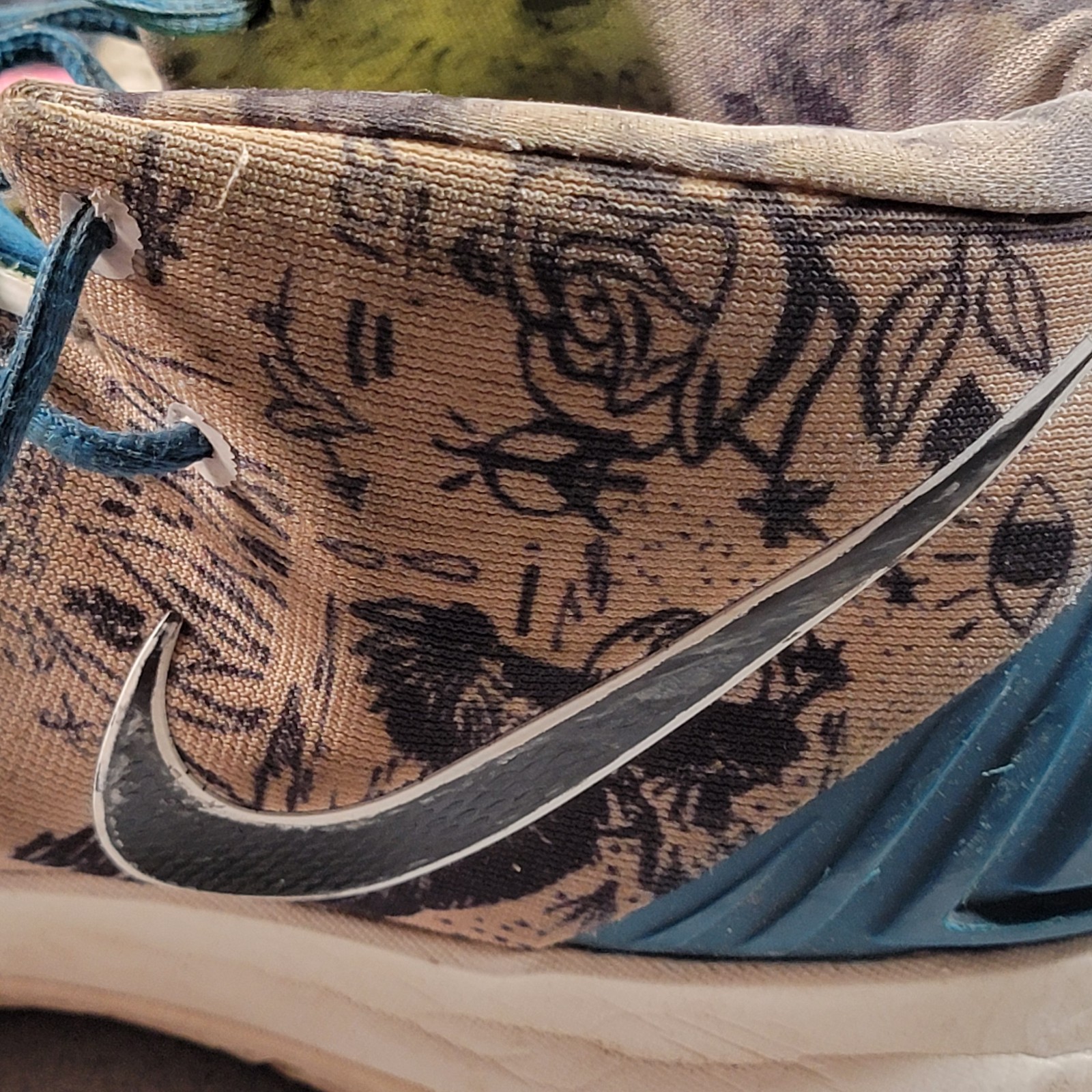 Nike Kybrid S2 Men’s Basketball Shoes Size 12 What The Neon Multicolor