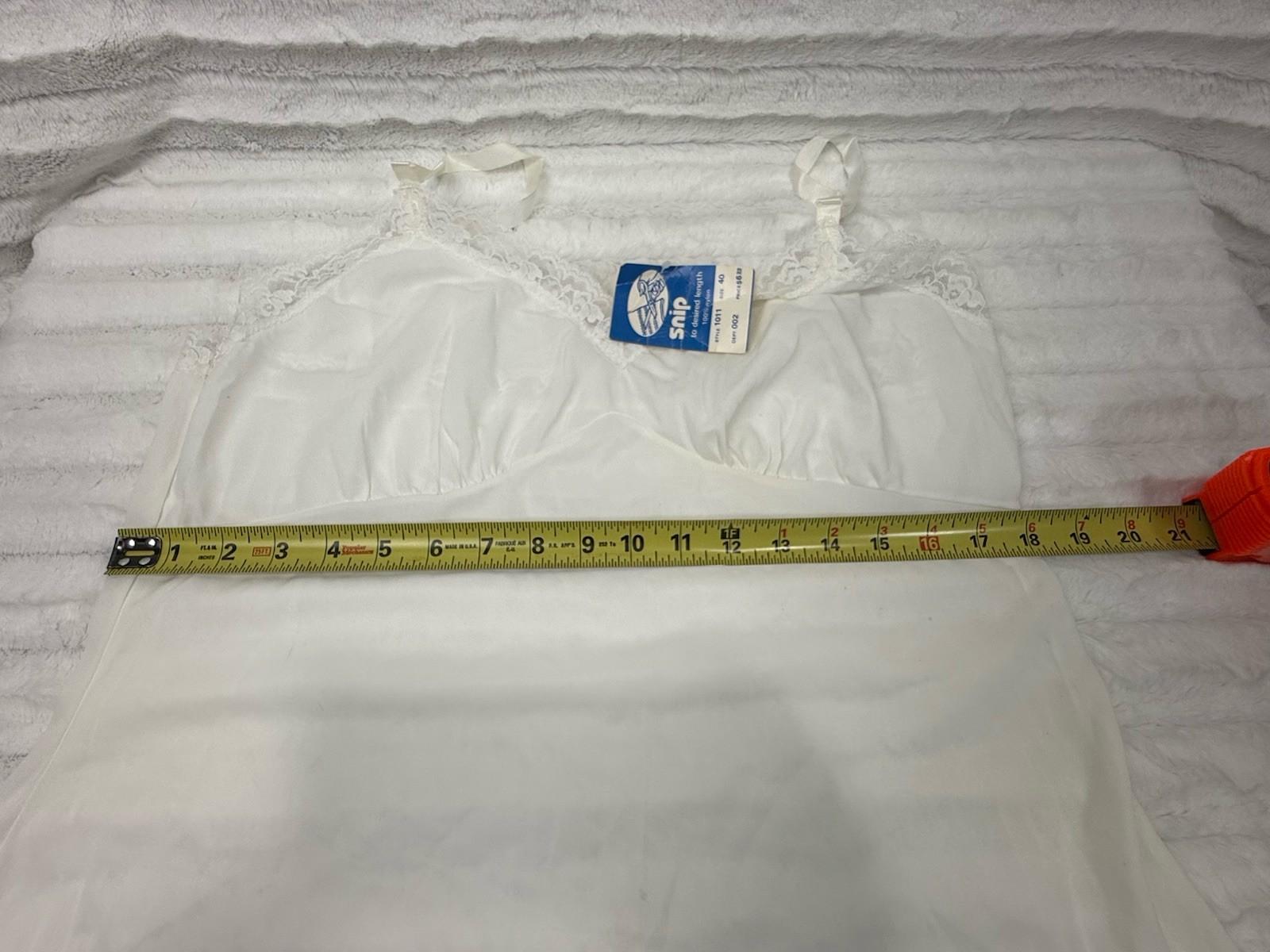 Vtg White Nylon Full Slip Snip Off Hem Style 1011 Size 40