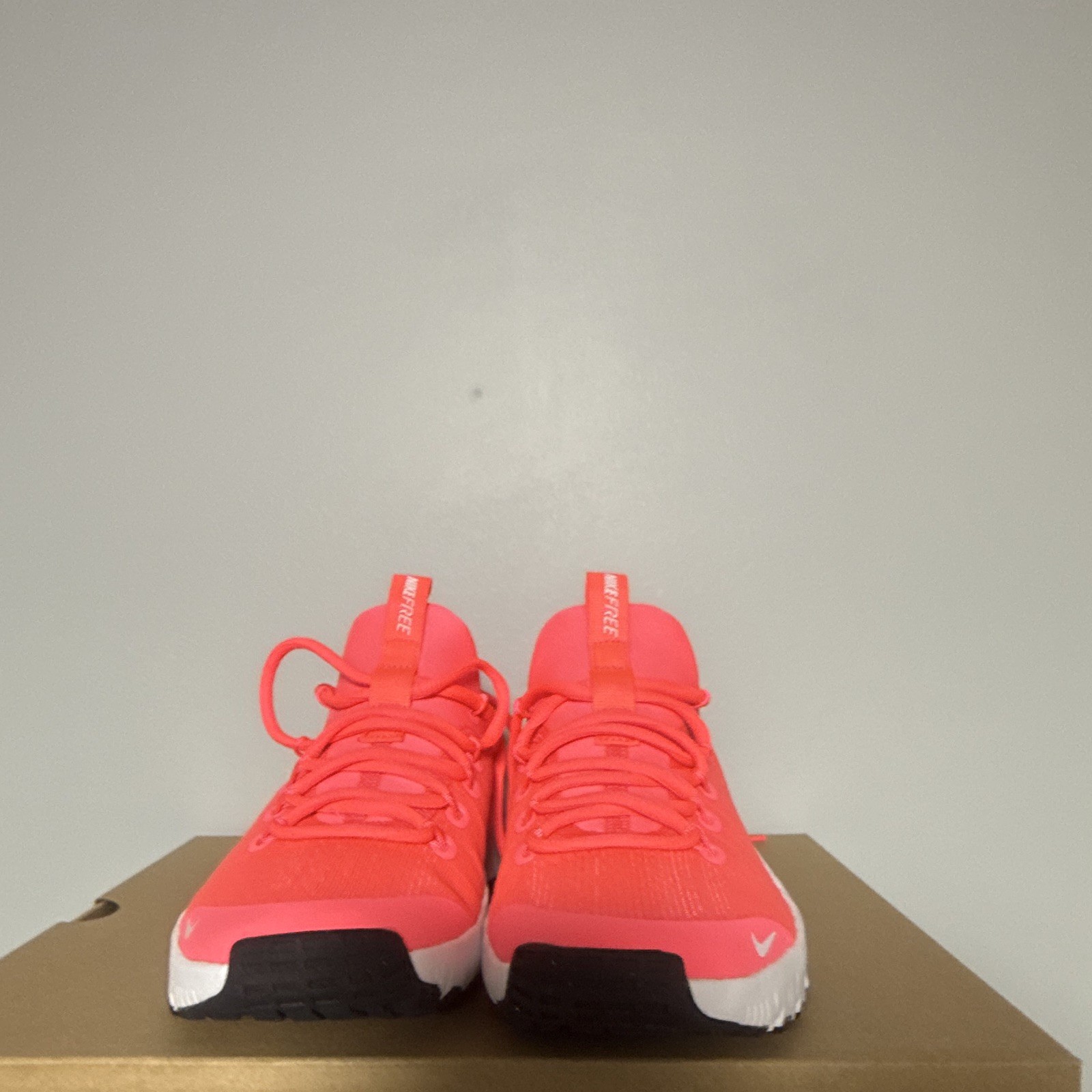 Nike Free Metcon 4 Women’s Gym & Training Sneakers Pink/White/Black Lace-Up