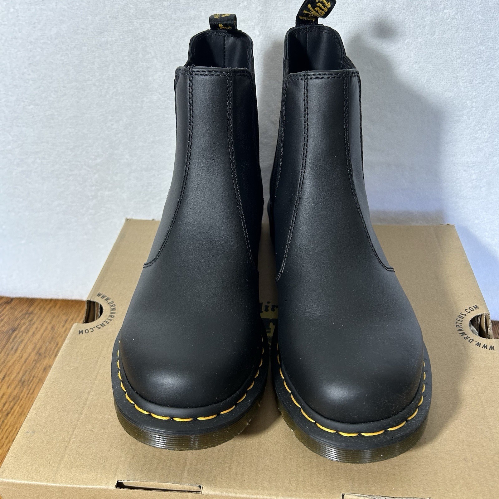 Dr Martens Womens Size 10 Black Leather Nappa 2976 Slip Resistant Chelsea Boots