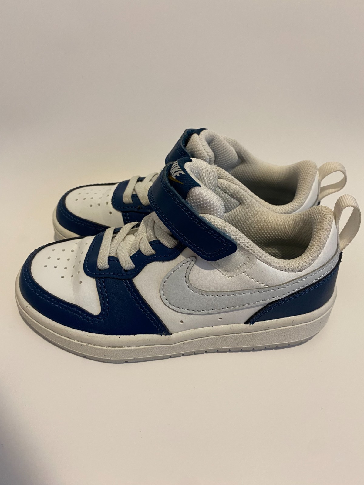 (Size 10.5c) Nike Court Borough 2 Low White Valerian Blue FREE SHIPPING