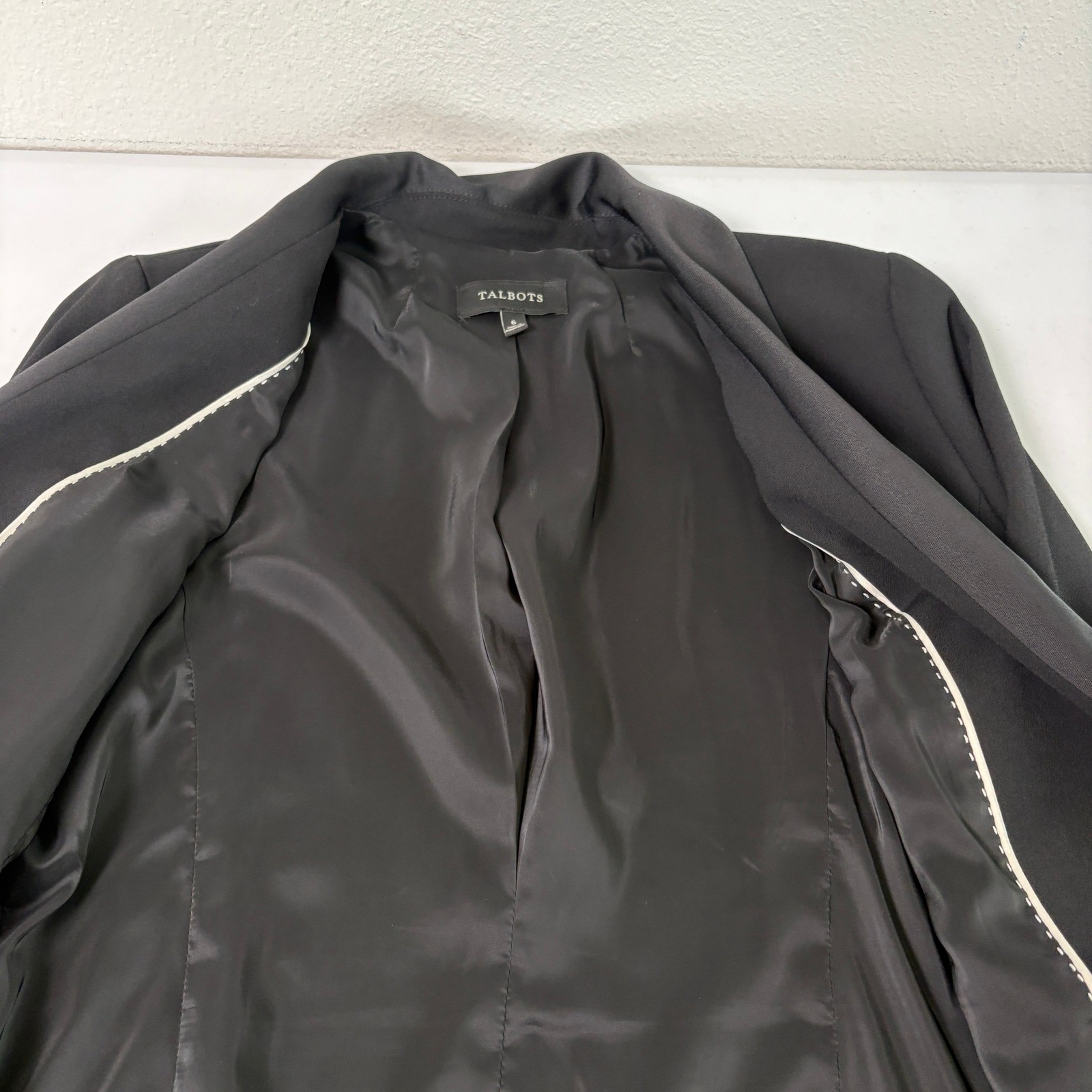 Talbots Tuxedo Blazer Womens 6 Black Satin Shawl Collar Single Button Formal