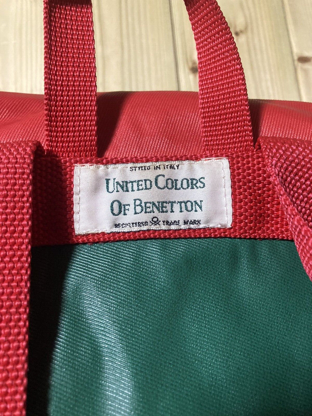 United Colors of Benetton Women’s Backpack Bag Size 40x40x13cm 15.7×15.7×5.1in