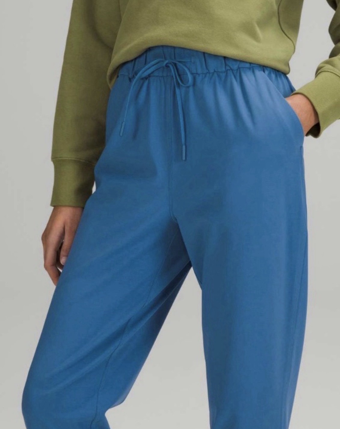 NWT Lululemon stretch high rise 7/8 pants in soft denim SIZE 6