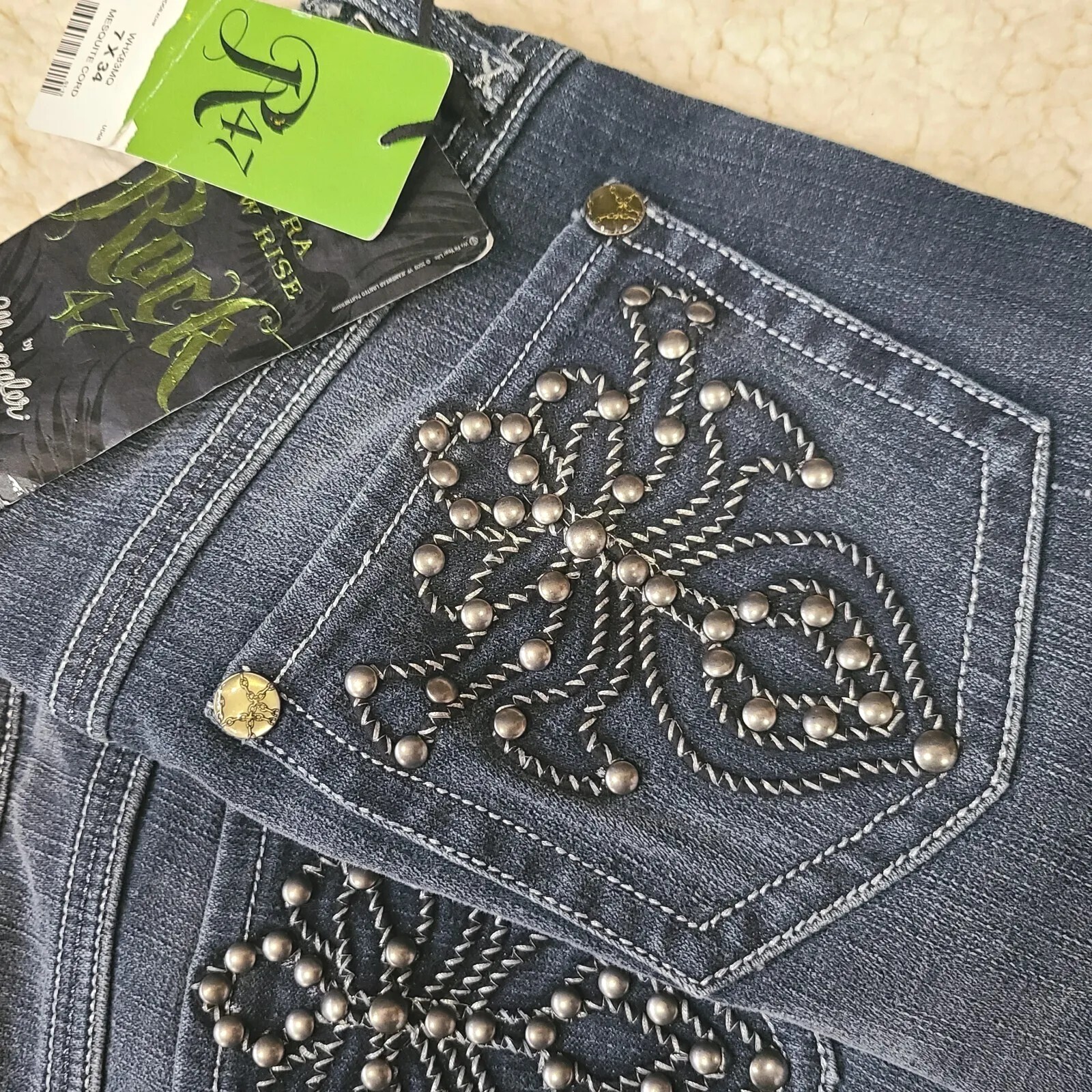 WRANGLER ROCK 47 JEANS Embellished Pockets Ultra-Low-Rise 7 x 34 WHX83MQ
