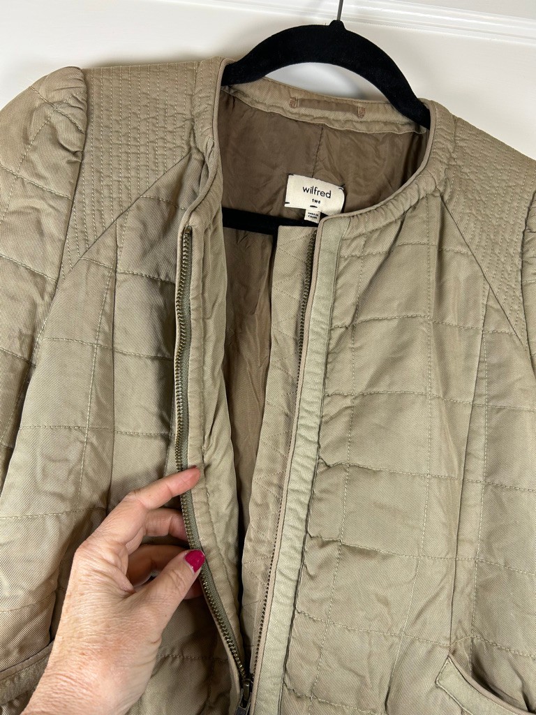 Wilfred Quilted zippered Jacket Womens Small Tan Aritzia