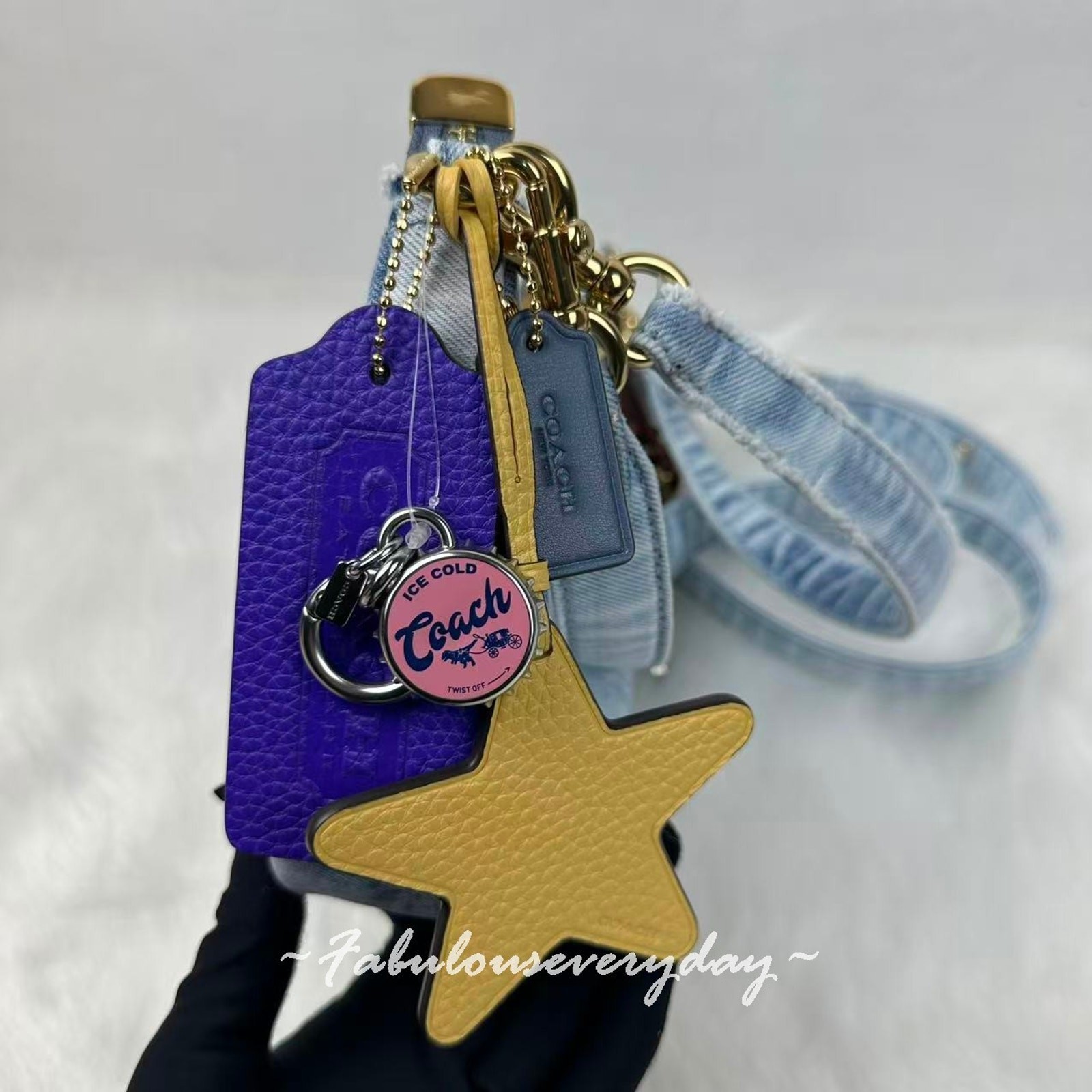 Coach Teri Shoulder Bag In Loved Denim With Charms Gold/Light Indigo CDY76 NWT