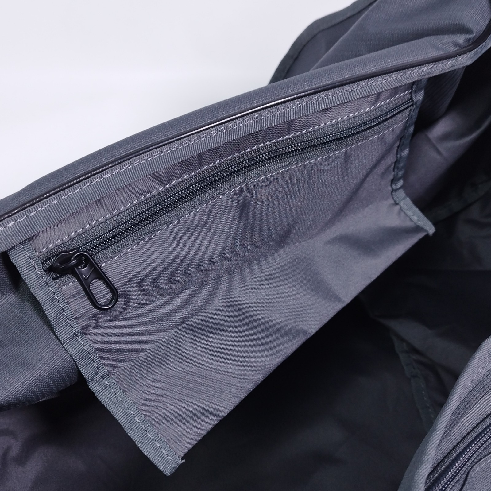 Nike Brasilia Training Duffel Bag – Grey, Small 41L