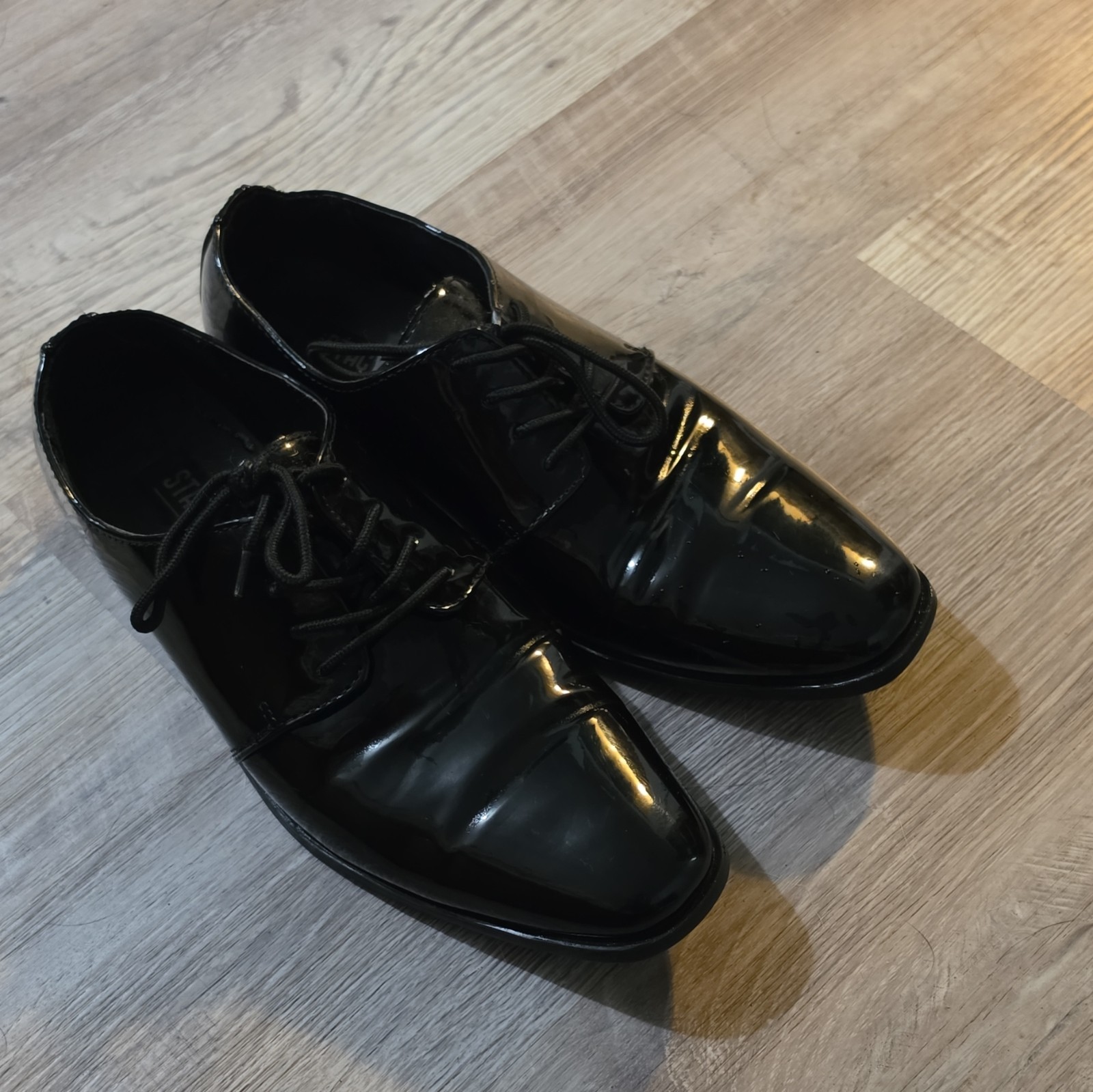 Stacy Adams Men’s Black Patent Leather Lace-Up Square Toe Oxford 10.5 D