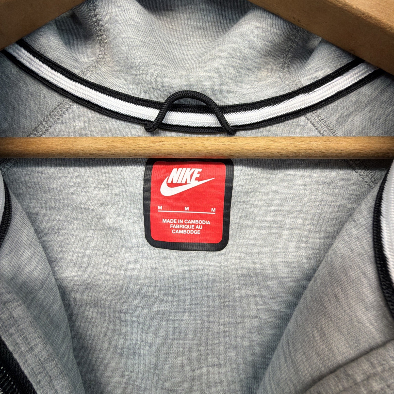 Nike Sportswear Tech Fleece Windrunner Gray Full Zip Hoodie Jacket Men’s Medium