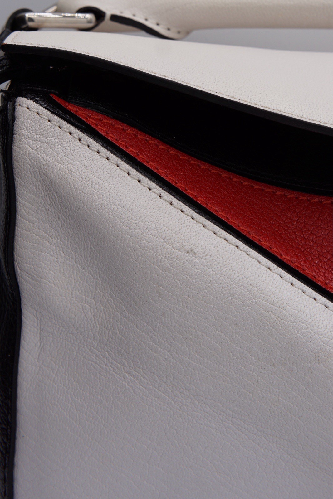 Authentic Loewe Puzzle Bag Small Leather White Red Black Crossbody Shoulder Bag