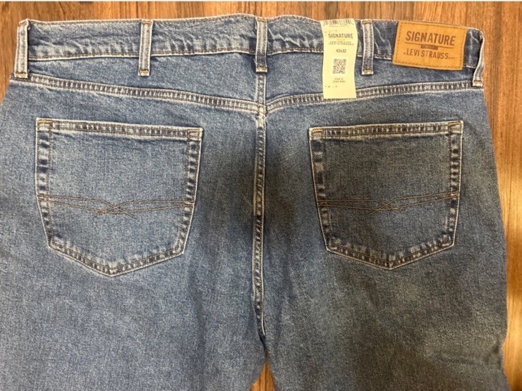 Signature by Levi Strauss Gold Relaxed Fit Men Straight Leg Jeans Blue 42×32 NEW