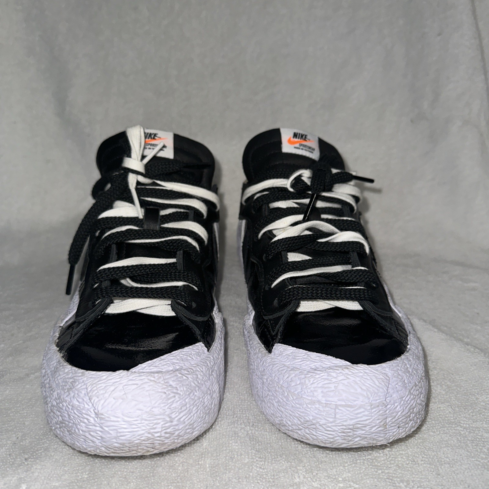Size 10 – Nike sacai x Blazer Low Black Patent used