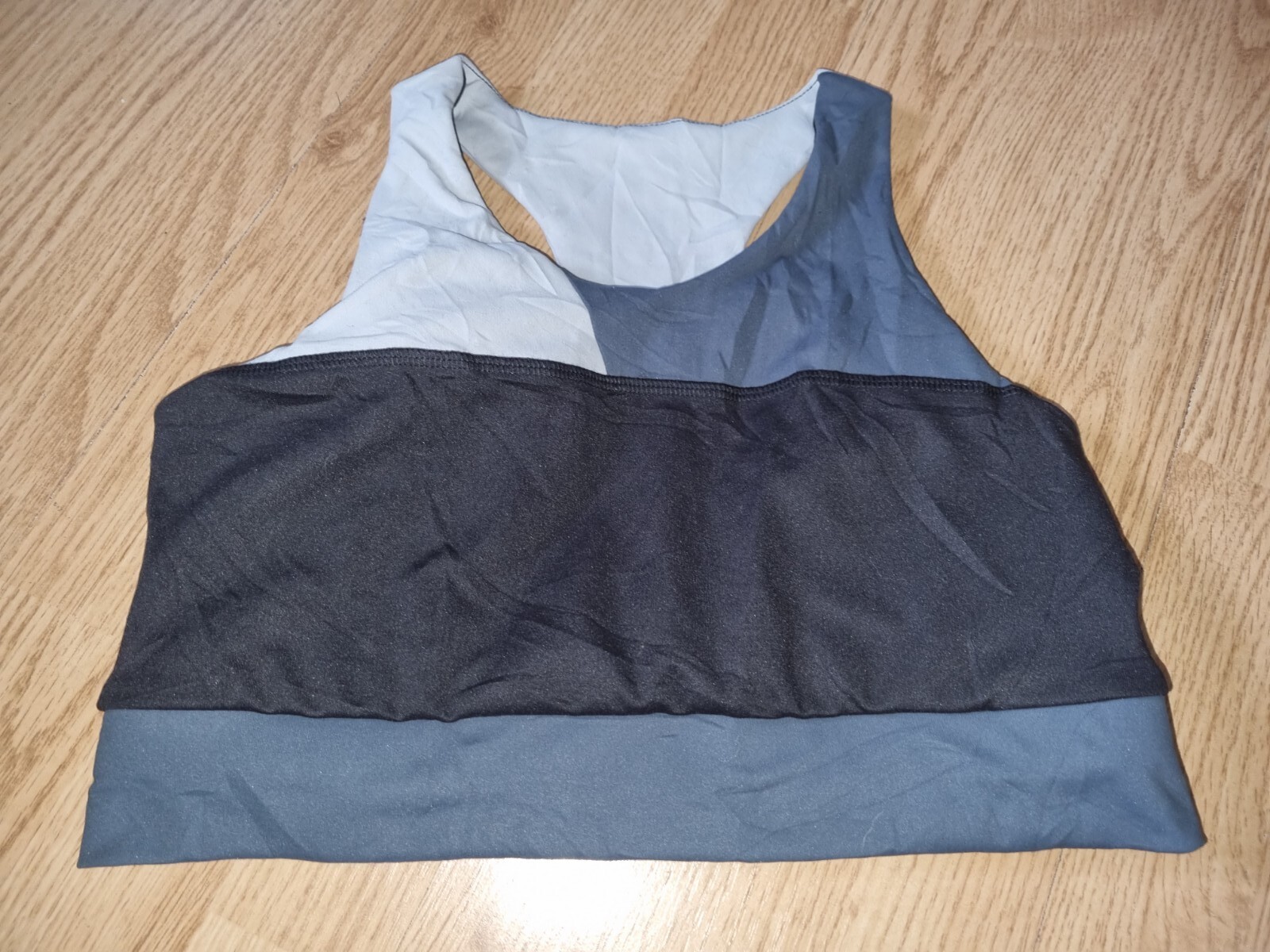 Gorgeous Grey WORK OUT wirefree sports gym exercise Bra Size 12 14