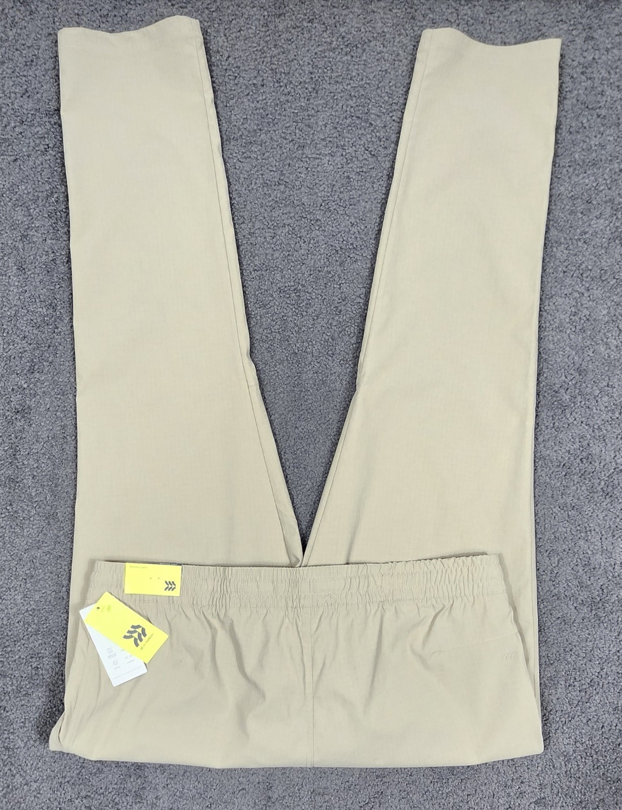 Men’s Jogger Pants L Beige Ripstop Nylon Lightweight All In Motion Zip Pocket