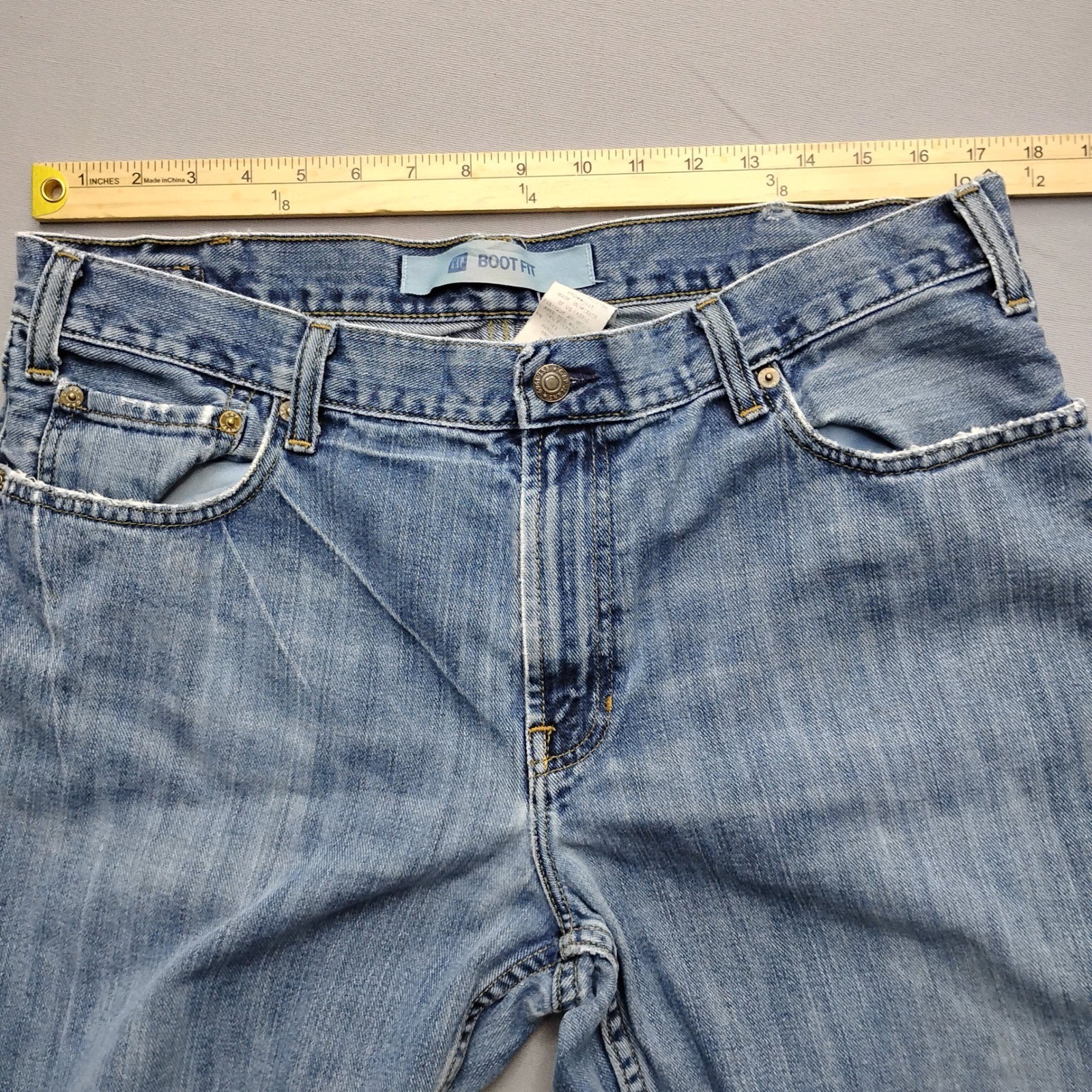 Gap Vintage Mens Bootcut Jeans Medium Wash Denim 36×30 Distressed