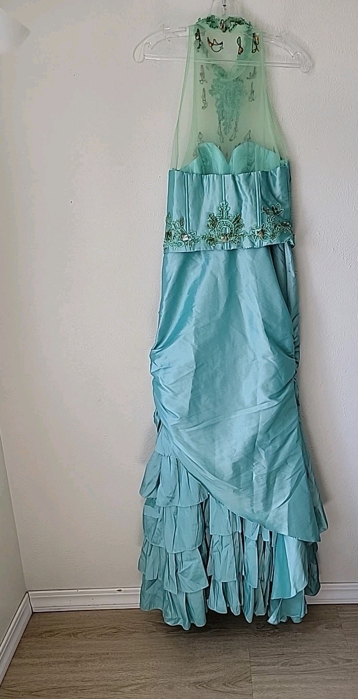 VTG Taffeta Formal Dress Size 8 Aqua Beaded Sleeveless Ruffle Tiered Prom